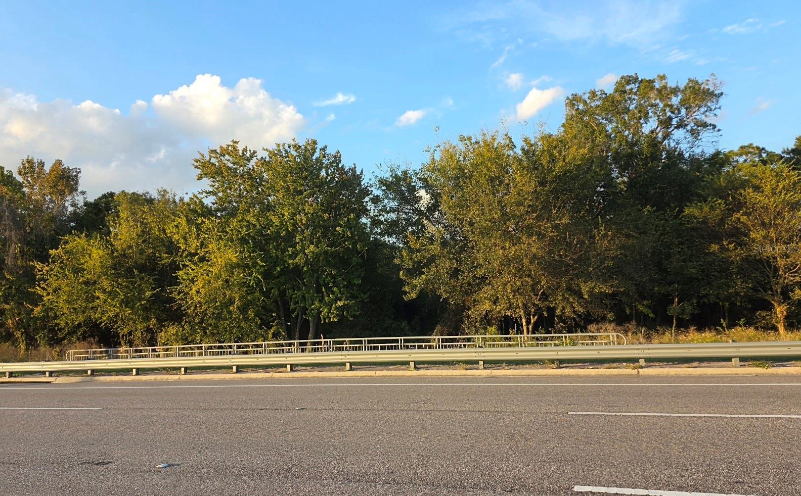 Image 2 of 3 For 10847 Colonial Drive