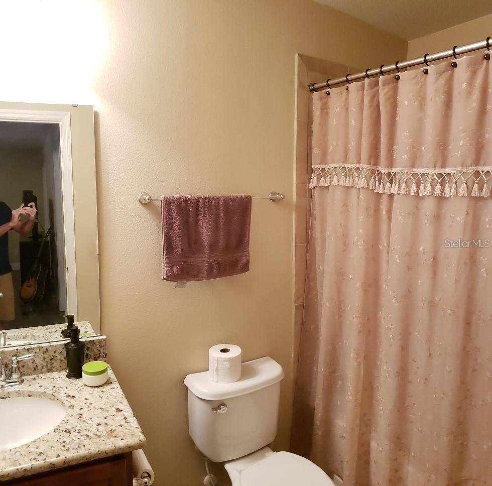 Image 11 of 19 For 309 Capron Ash Loop