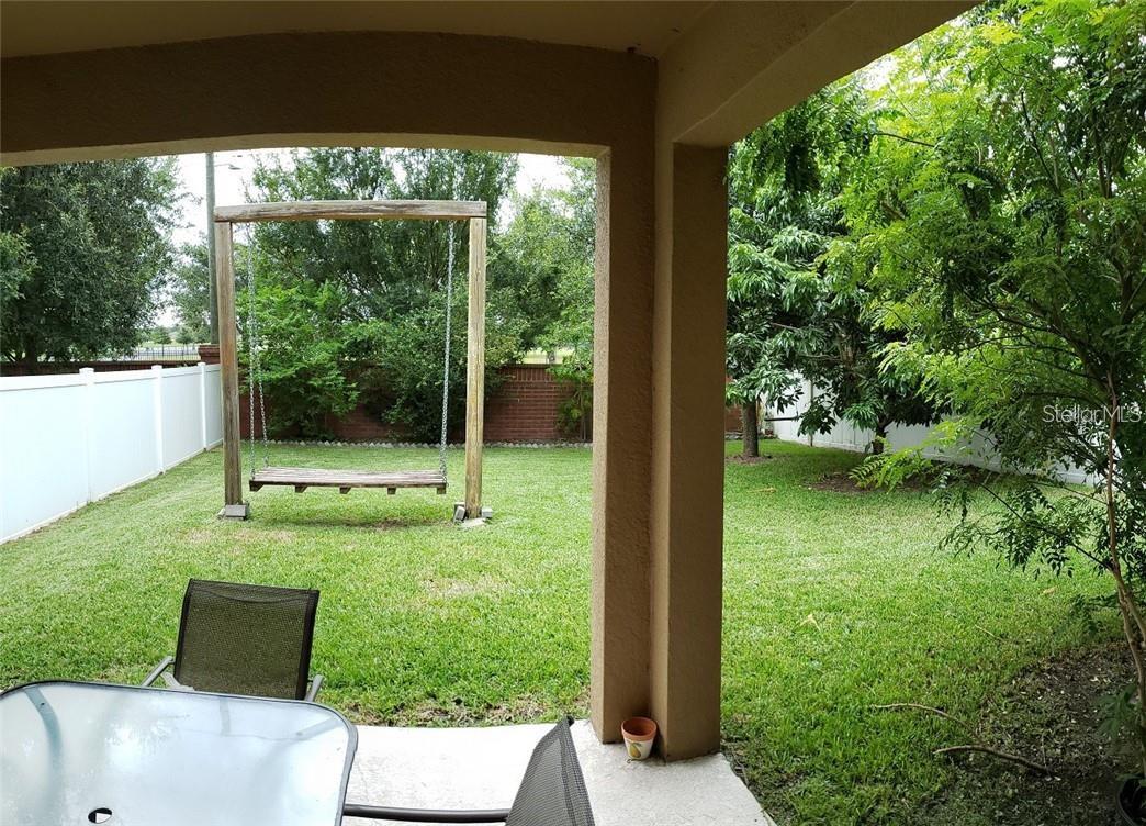 Image 17 of 19 For 309 Capron Ash Loop