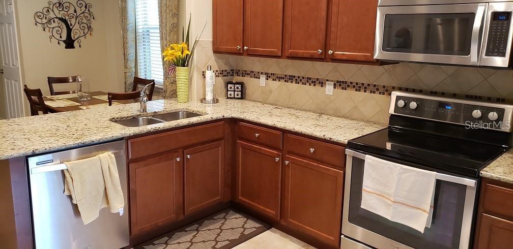 Image 4 of 19 For 309 Capron Ash Loop