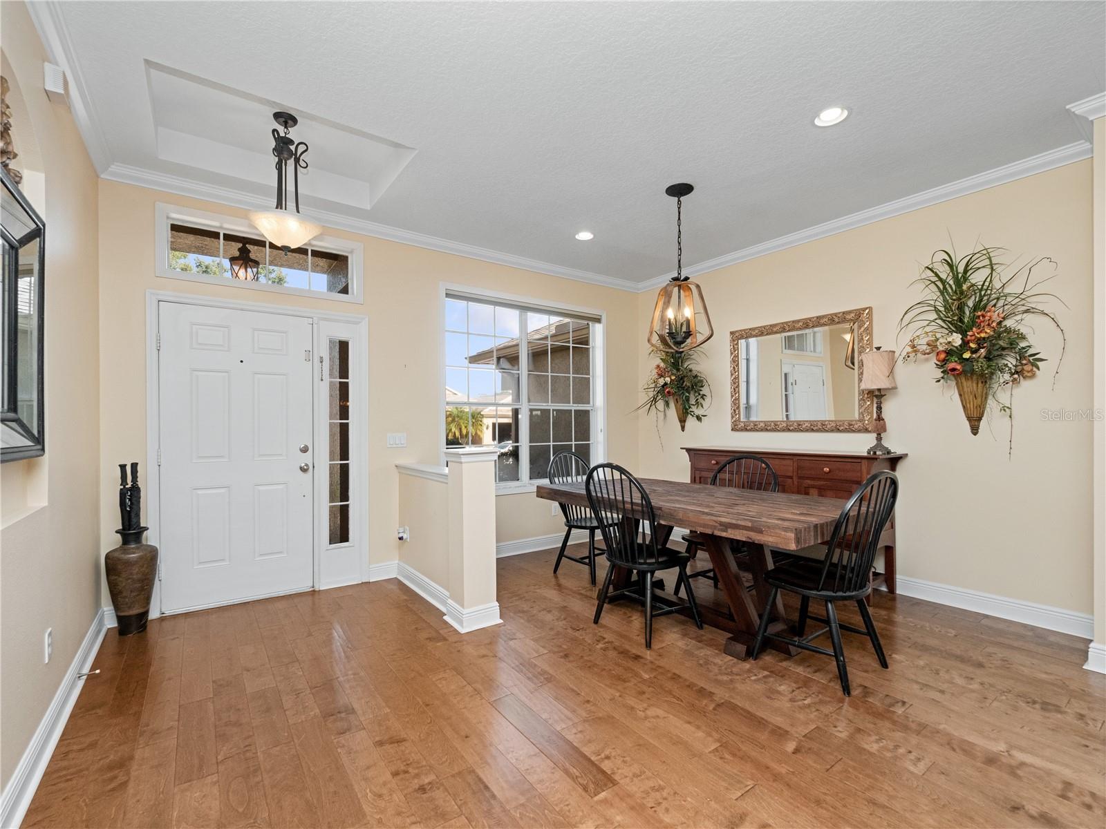 Image 14 of 33 For 383 Brentwood Club Cove