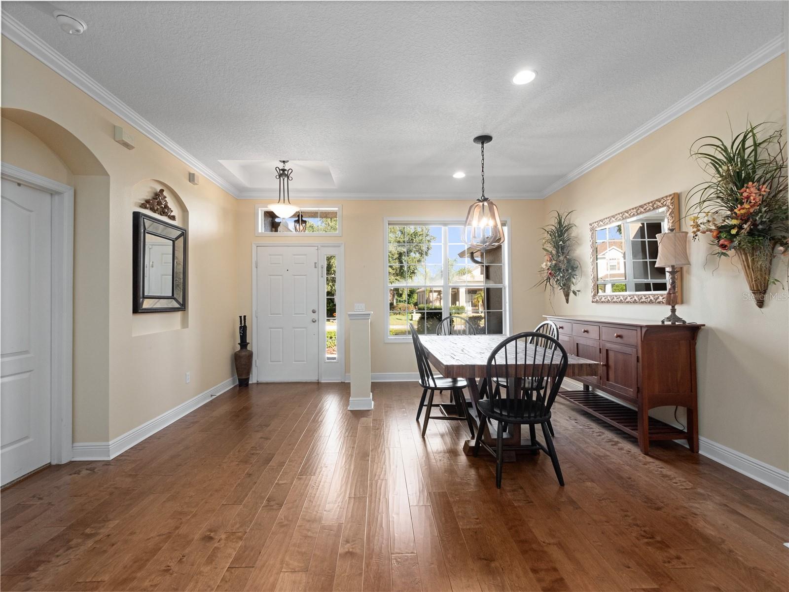 Image 15 of 33 For 383 Brentwood Club Cove