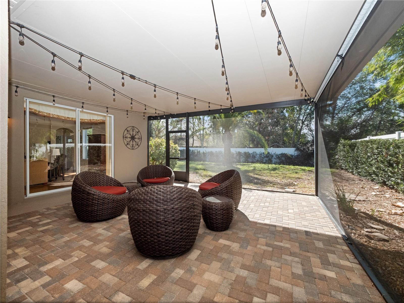 Image 31 of 33 For 383 Brentwood Club Cove