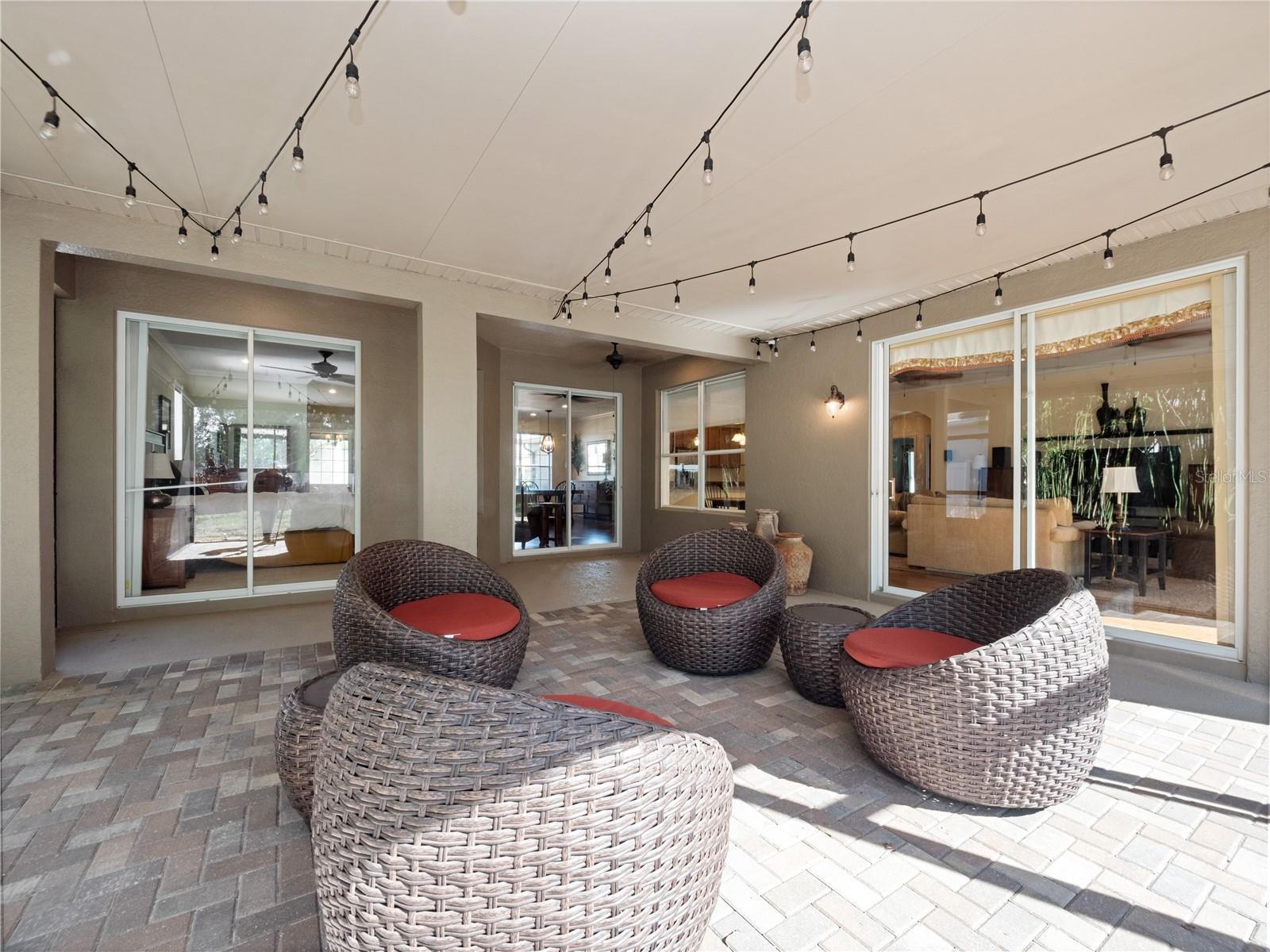 Image 32 of 33 For 383 Brentwood Club Cove