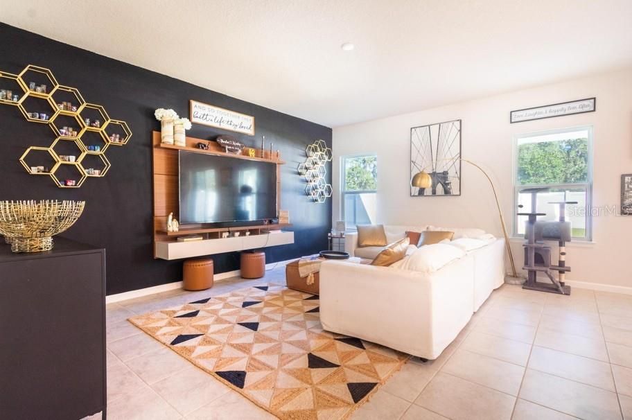 Image 11 of 41 For 1439 Eucalyptus Way