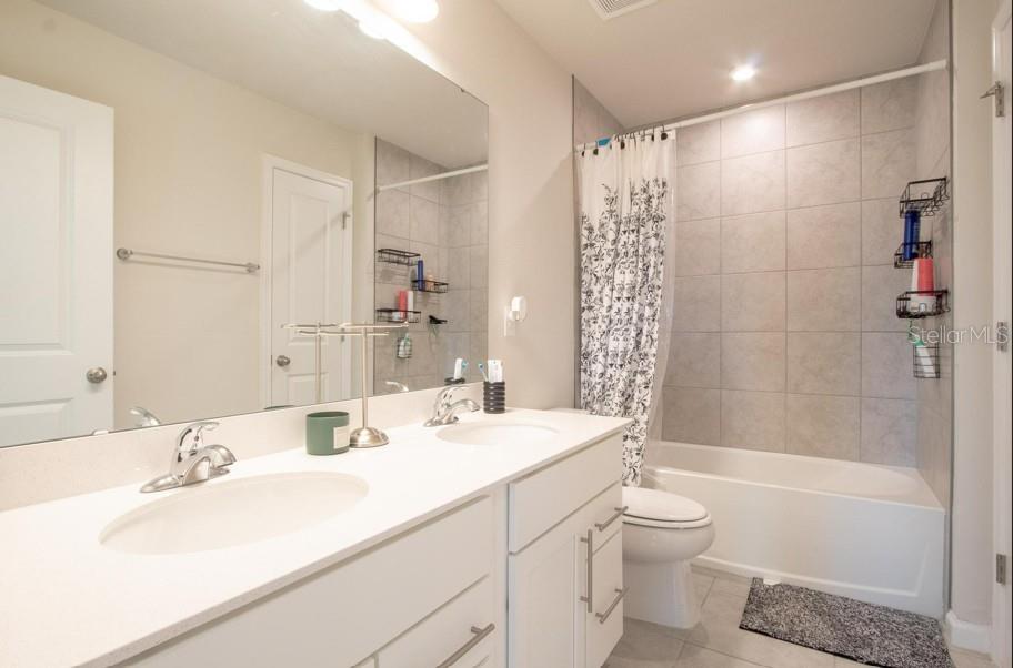 Image 32 of 41 For 1439 Eucalyptus Way