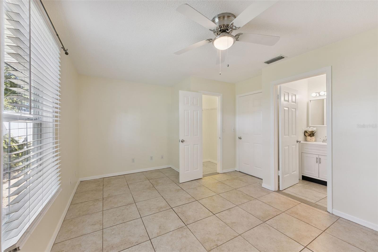 Image 10 of 21 For 212 Ridgecrest Loop B