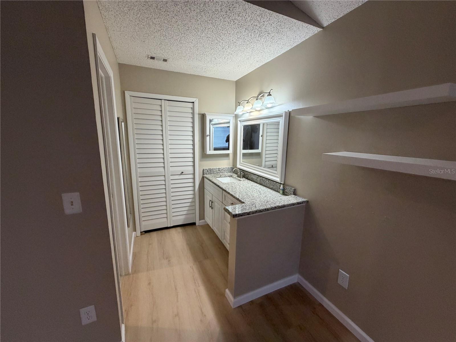 Image 15 of 19 For 532 Harvard Place