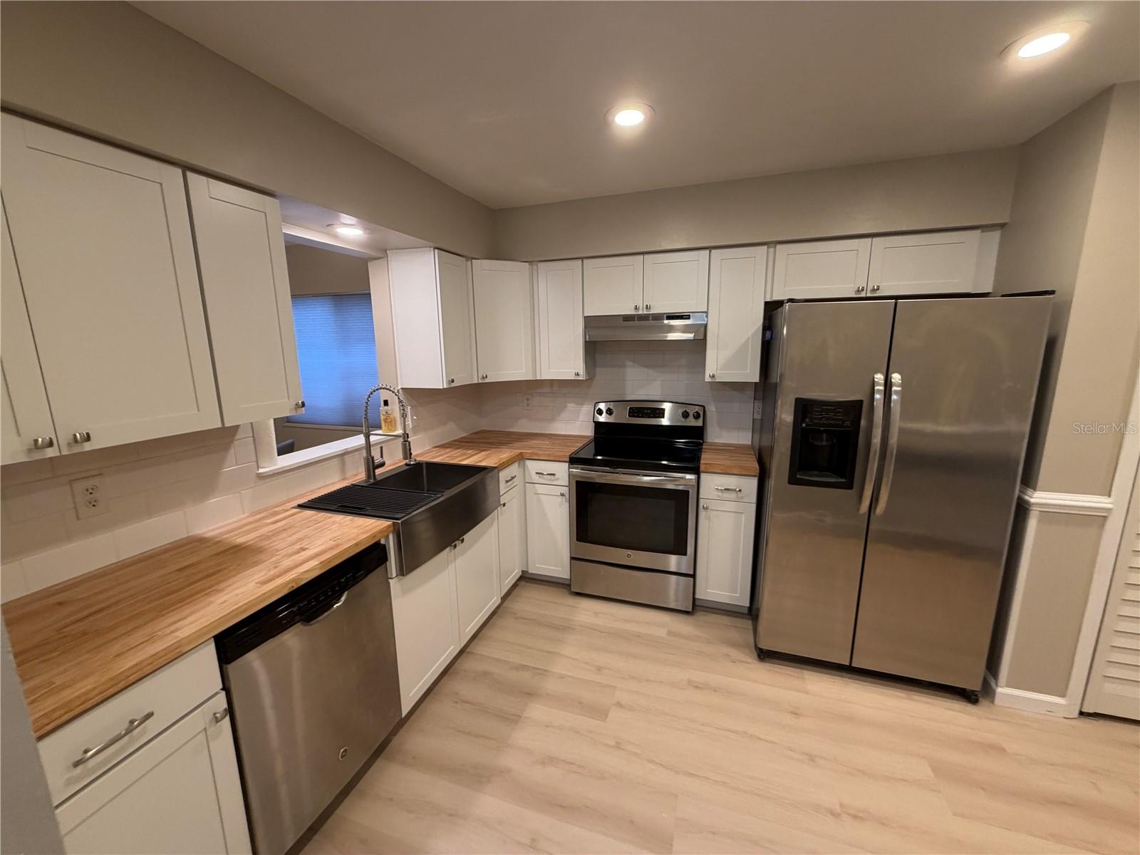 Image 2 of 19 For 532 Harvard Place