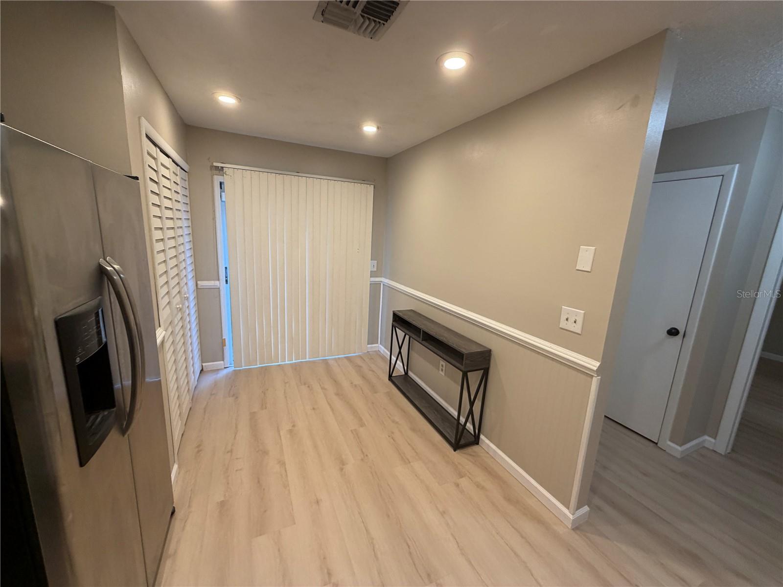 Image 6 of 19 For 532 Harvard Place