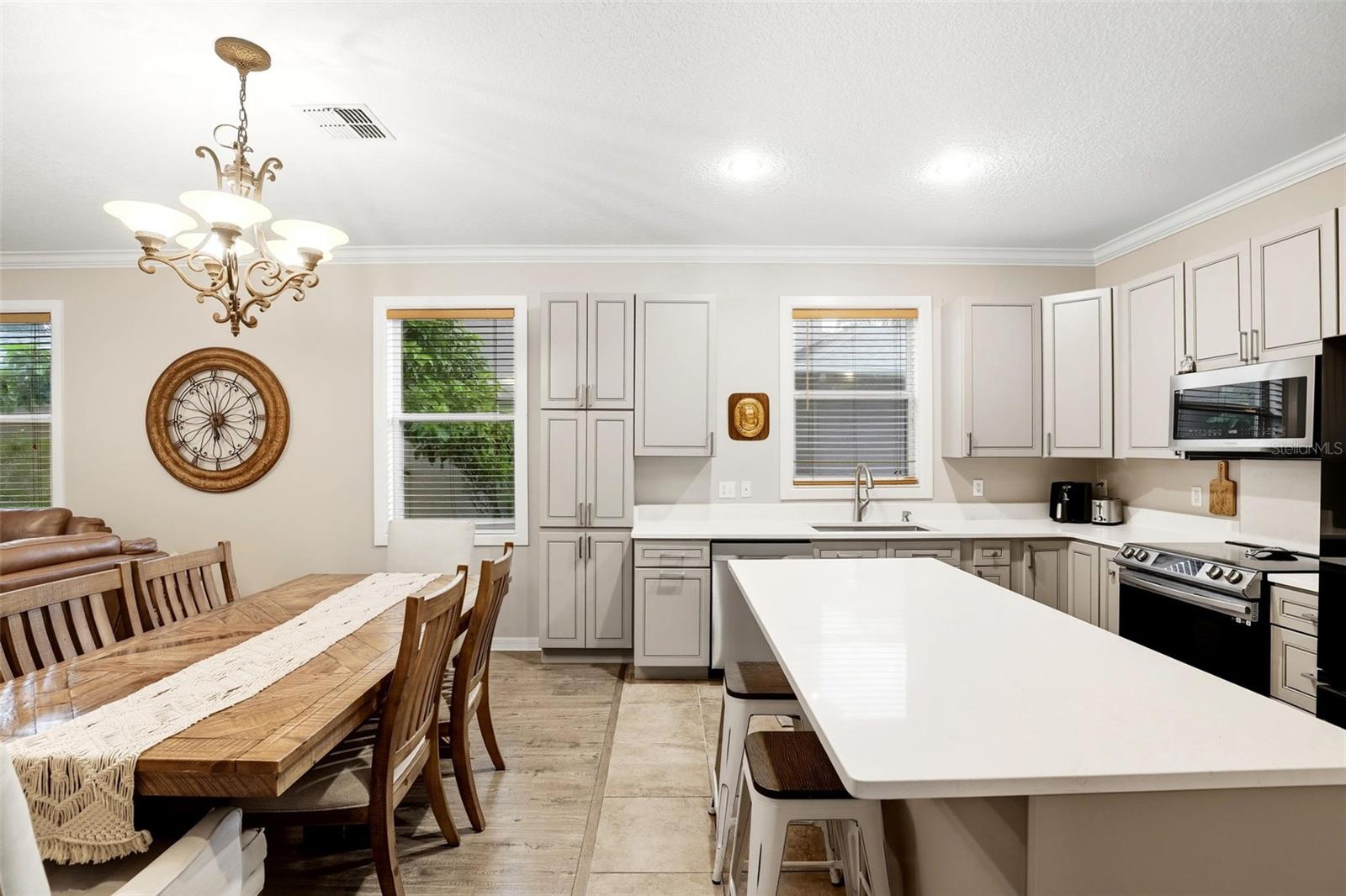 Image 6 of 36 For 759 Bella Vida Boulevard