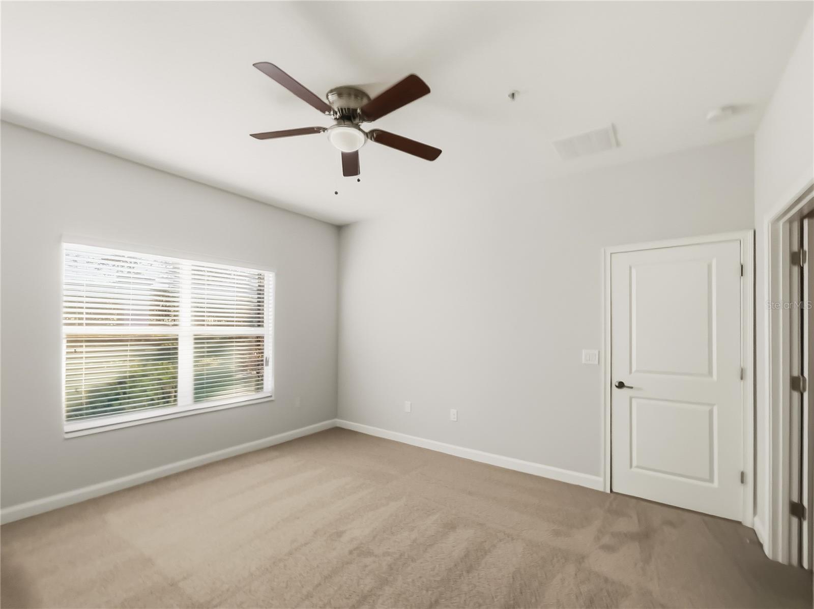 Image 14 of 20 For 3542 Fairwaters Court D