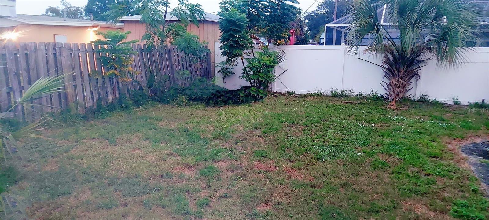 Image 12 of 12 For 2256 Smathers Circle S