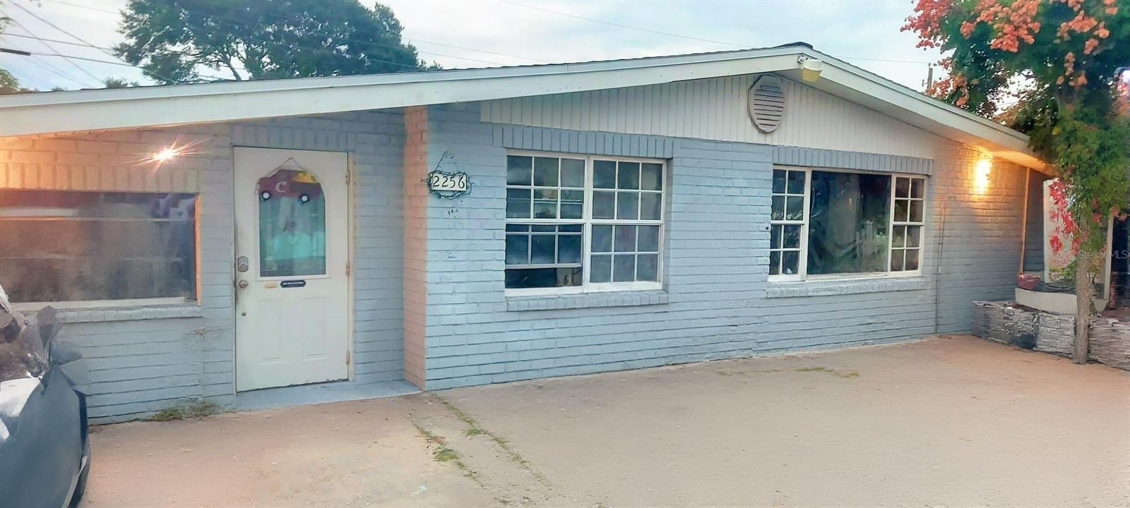 Image 2 of 12 For 2256 Smathers Circle S