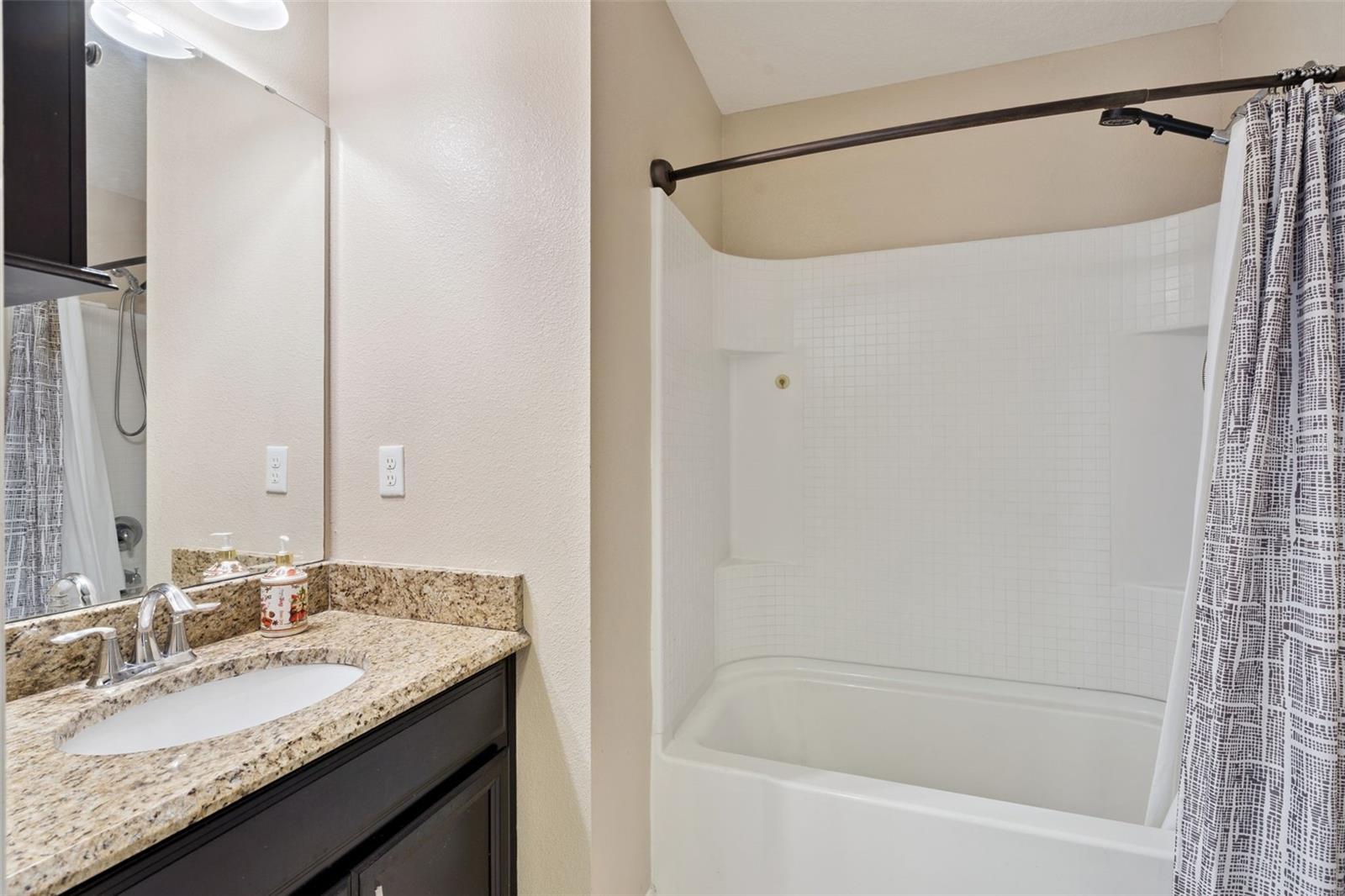 Image 13 of 24 For 1428 Scarlet Oak Loop