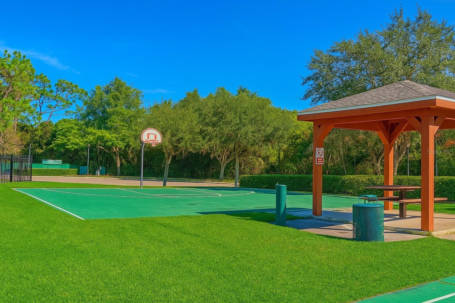 Image 22 of 24 For 1428 Scarlet Oak Loop