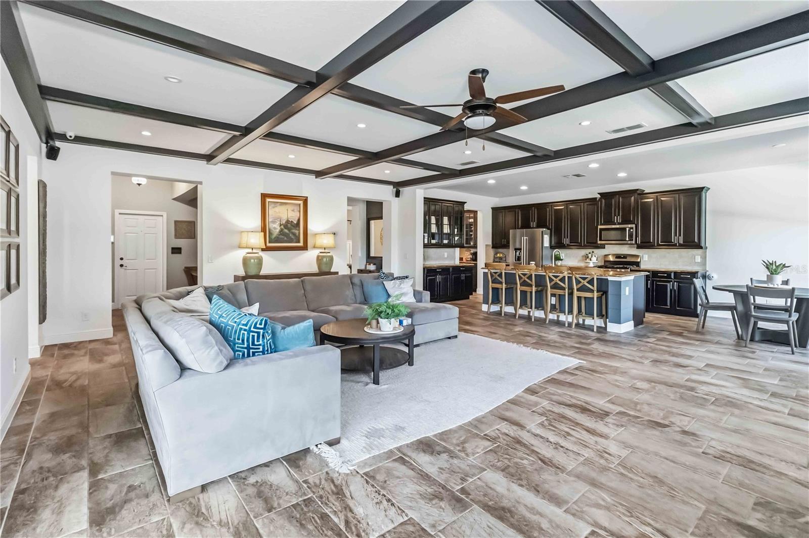 Image 15 of 60 For 1004 Vinsetta Circle