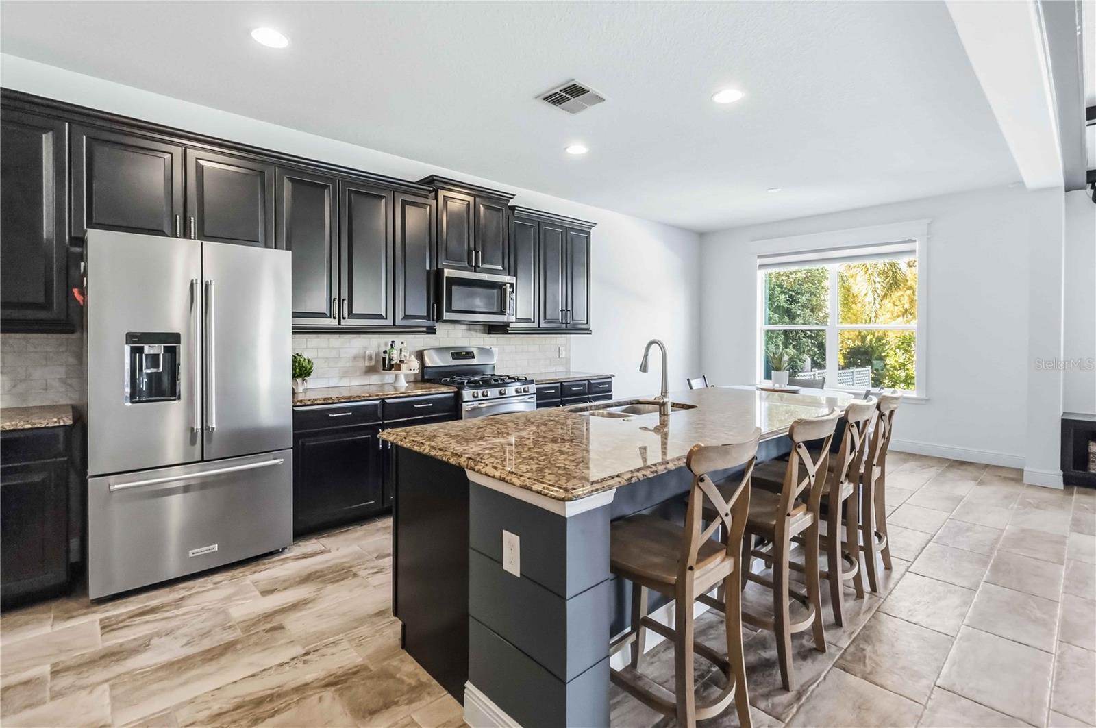 Image 19 of 60 For 1004 Vinsetta Circle