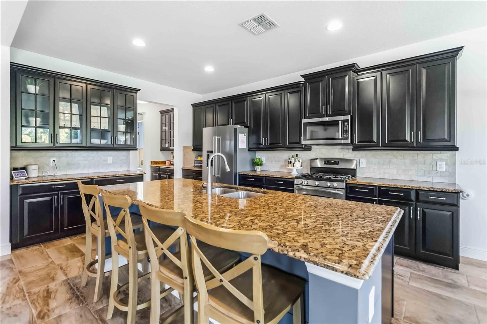 Image 20 of 60 For 1004 Vinsetta Circle