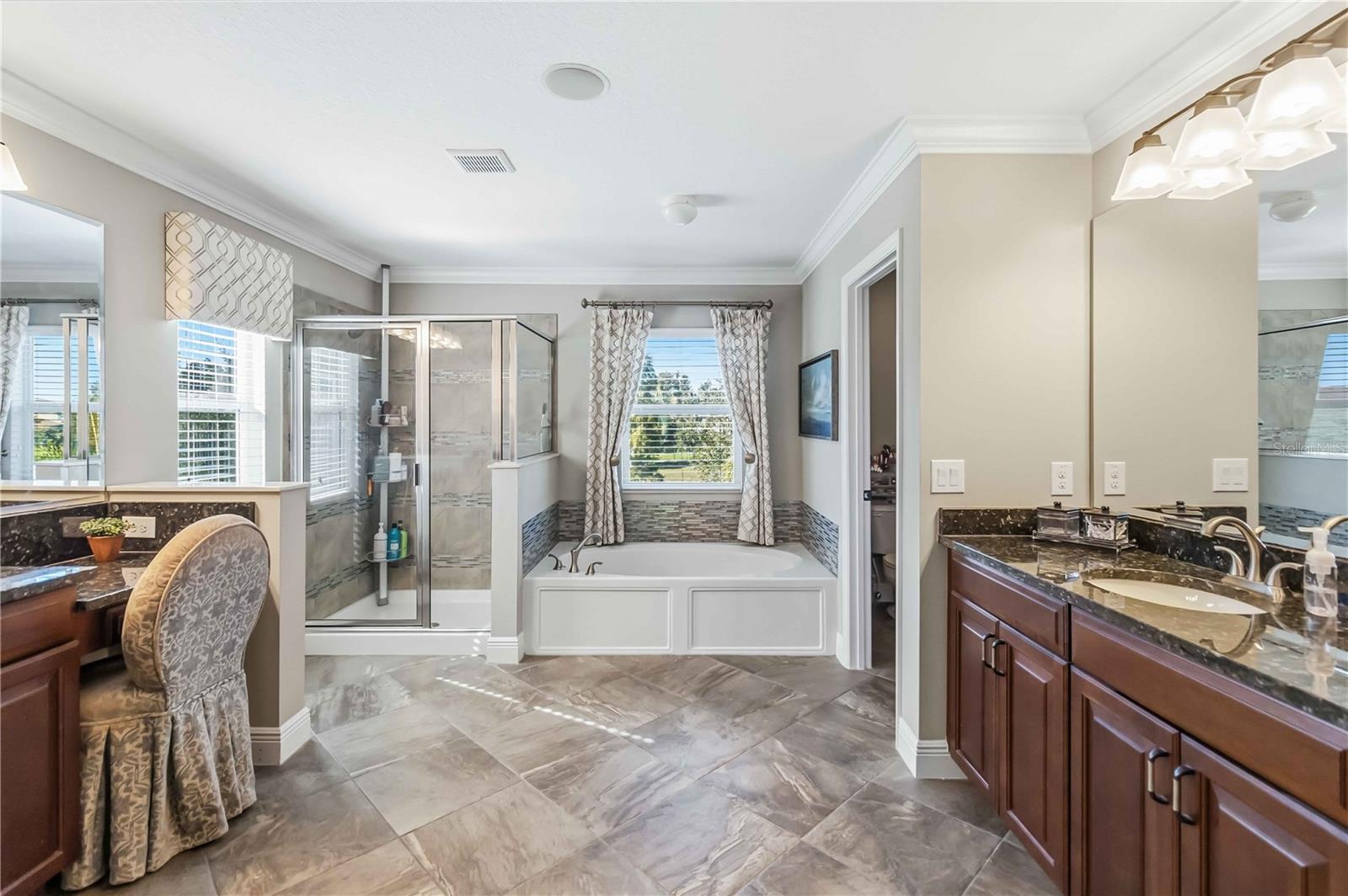 Image 29 of 60 For 1004 Vinsetta Circle