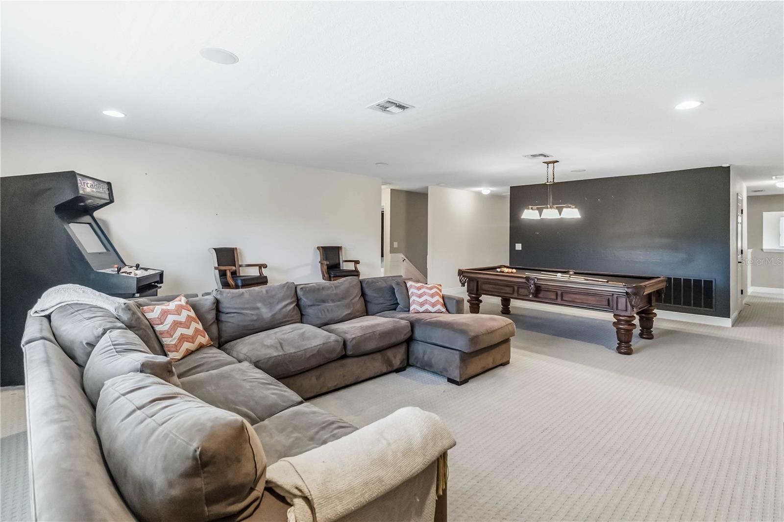 Image 34 of 60 For 1004 Vinsetta Circle