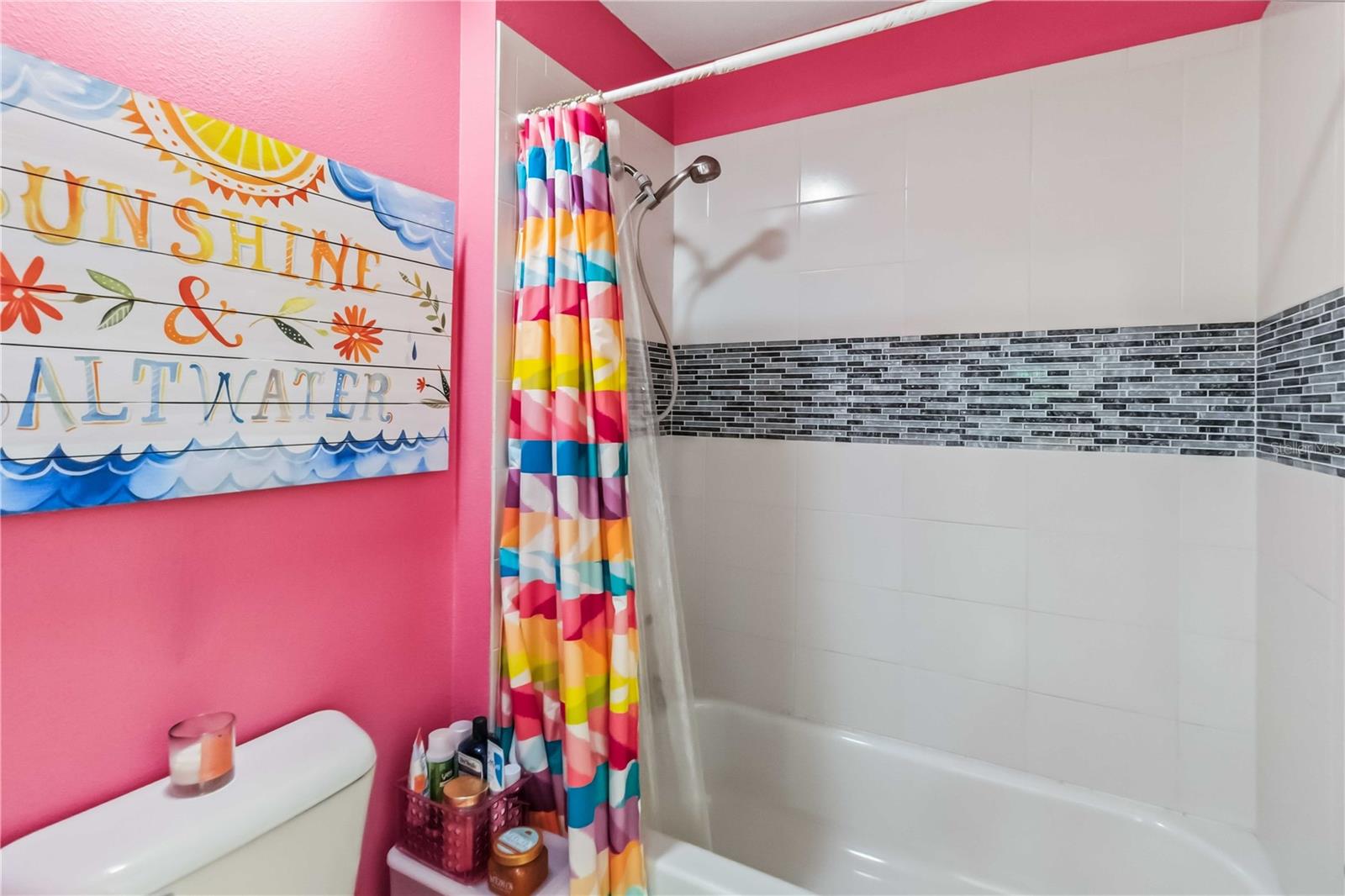 Image 46 of 60 For 1004 Vinsetta Circle