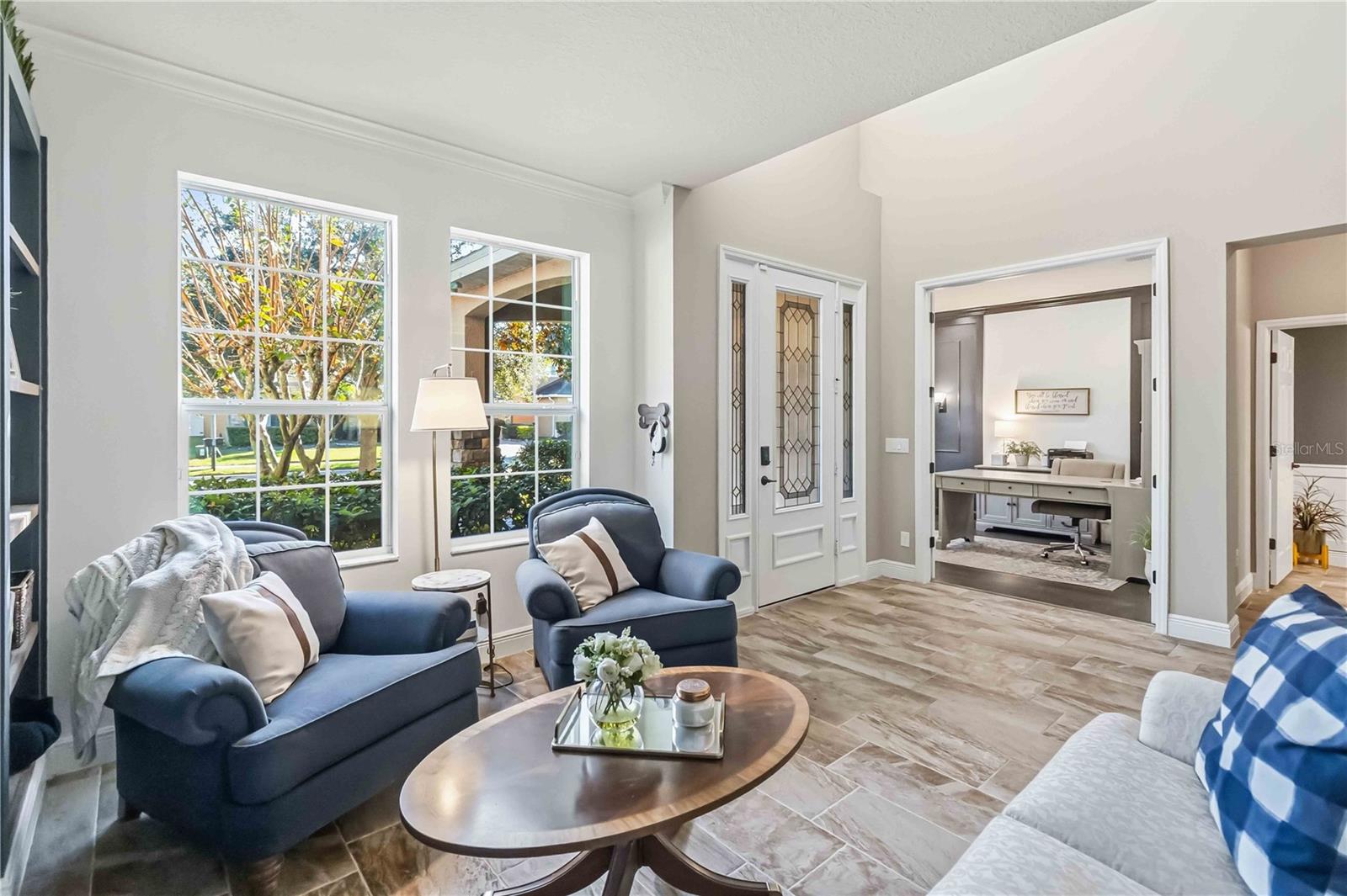 Image 5 of 60 For 1004 Vinsetta Circle