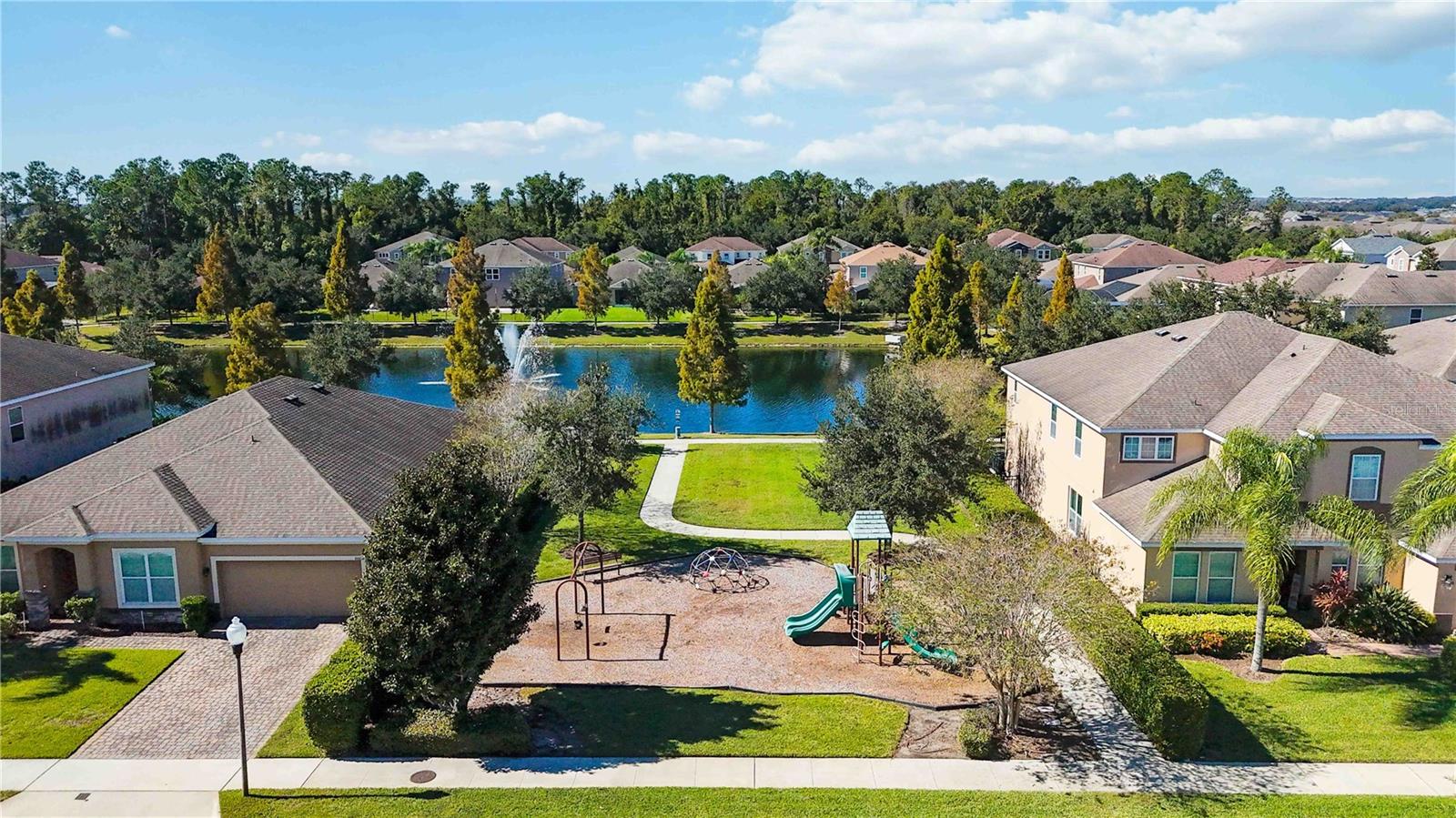 Image 53 of 60 For 1004 Vinsetta Circle