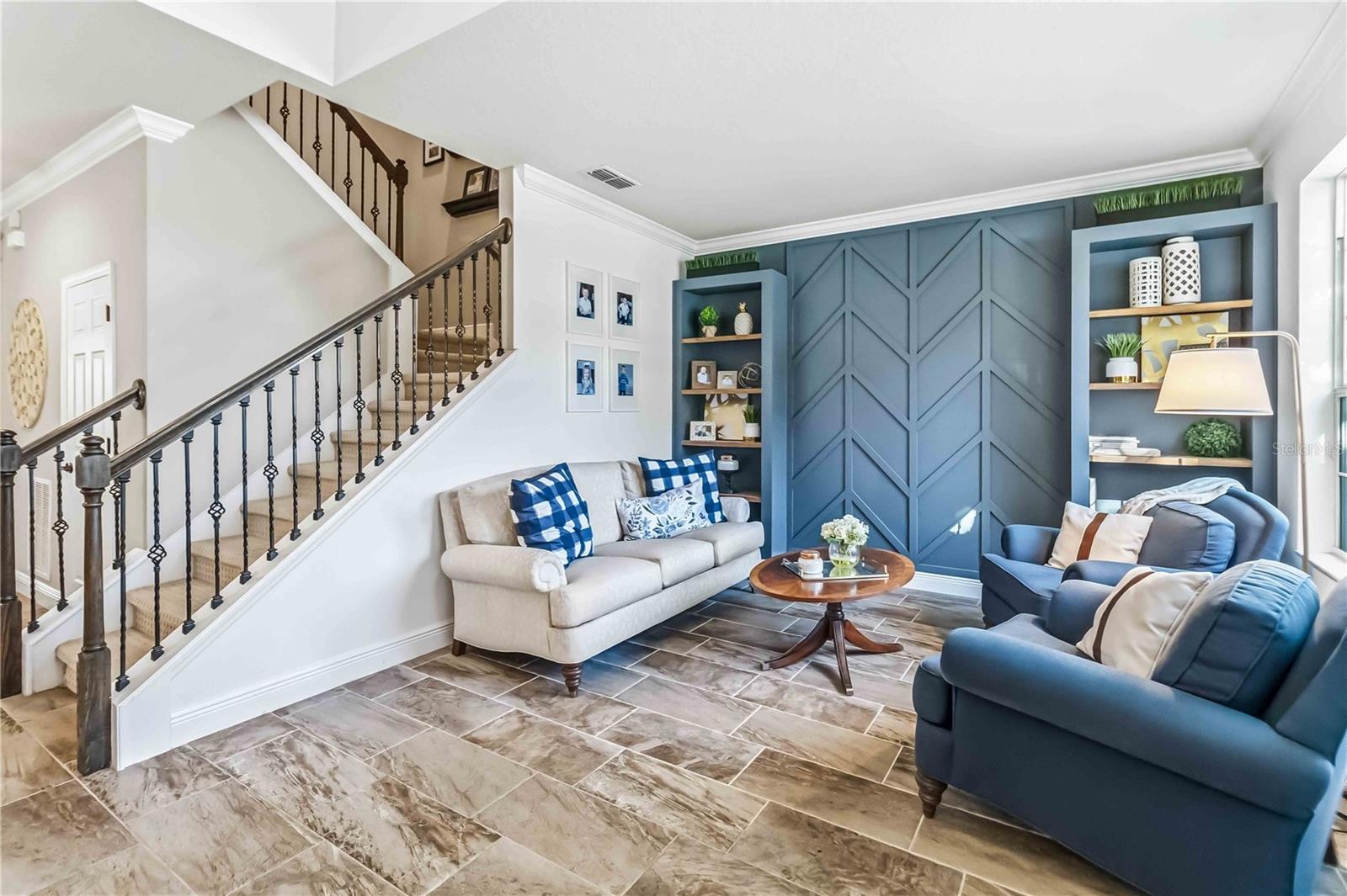 Image 7 of 60 For 1004 Vinsetta Circle