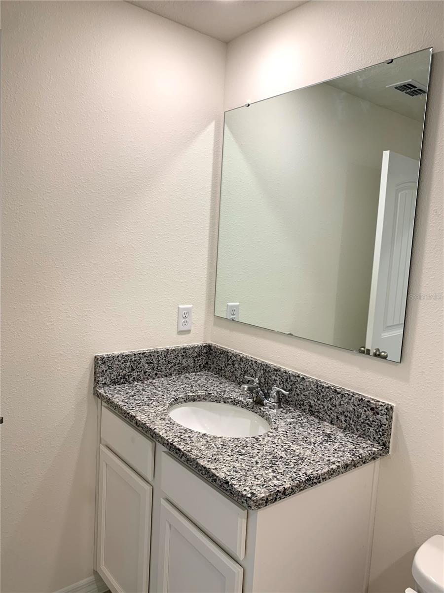 Image 20 of 39 For 13118 Bounty Avenue