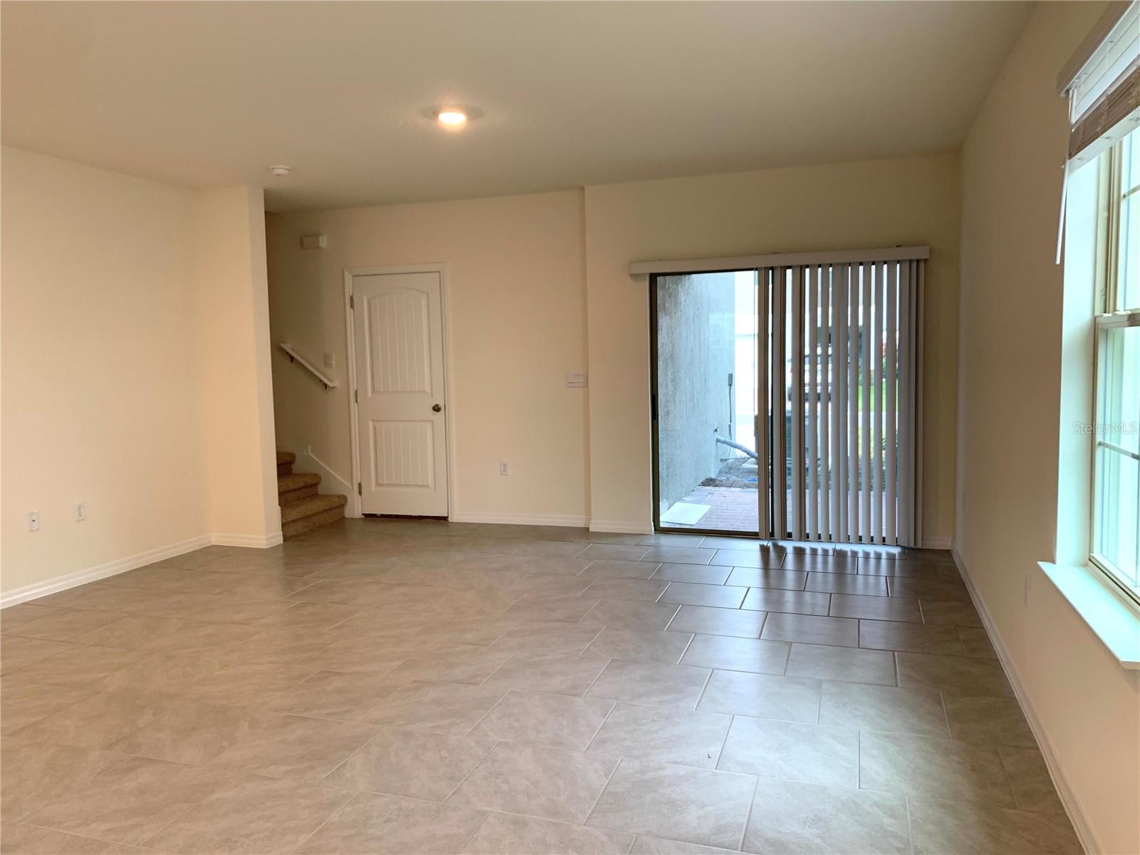 Image 9 of 39 For 13118 Bounty Avenue