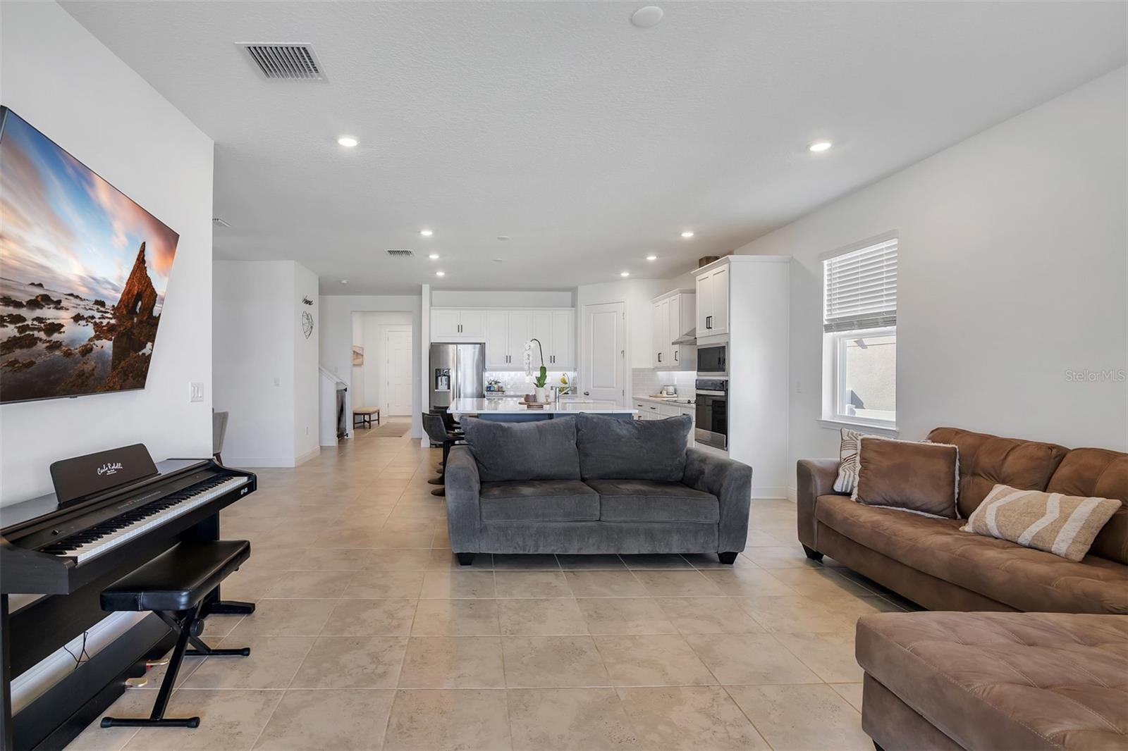 Image 13 of 39 For 2100 Keystone Pass Boulevard