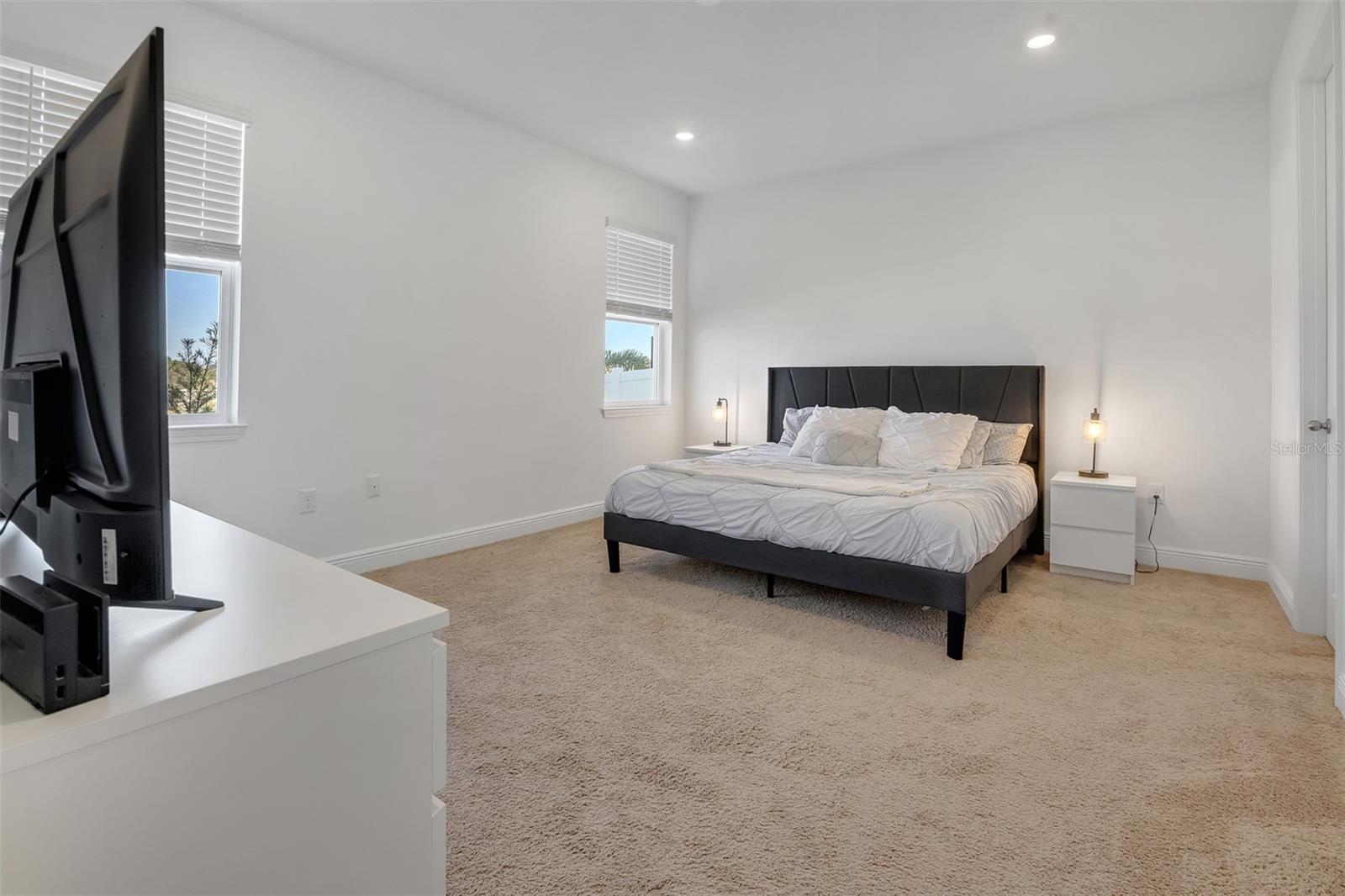 Image 16 of 39 For 2100 Keystone Pass Boulevard