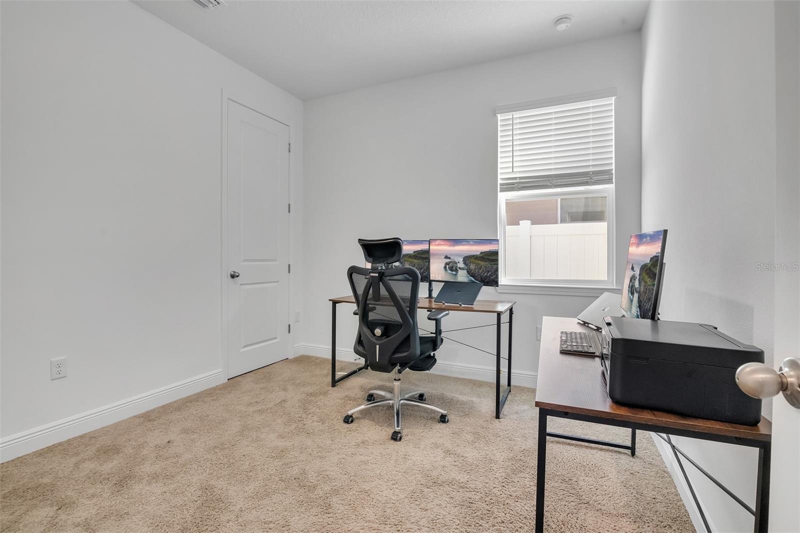 Image 19 of 39 For 2100 Keystone Pass Boulevard