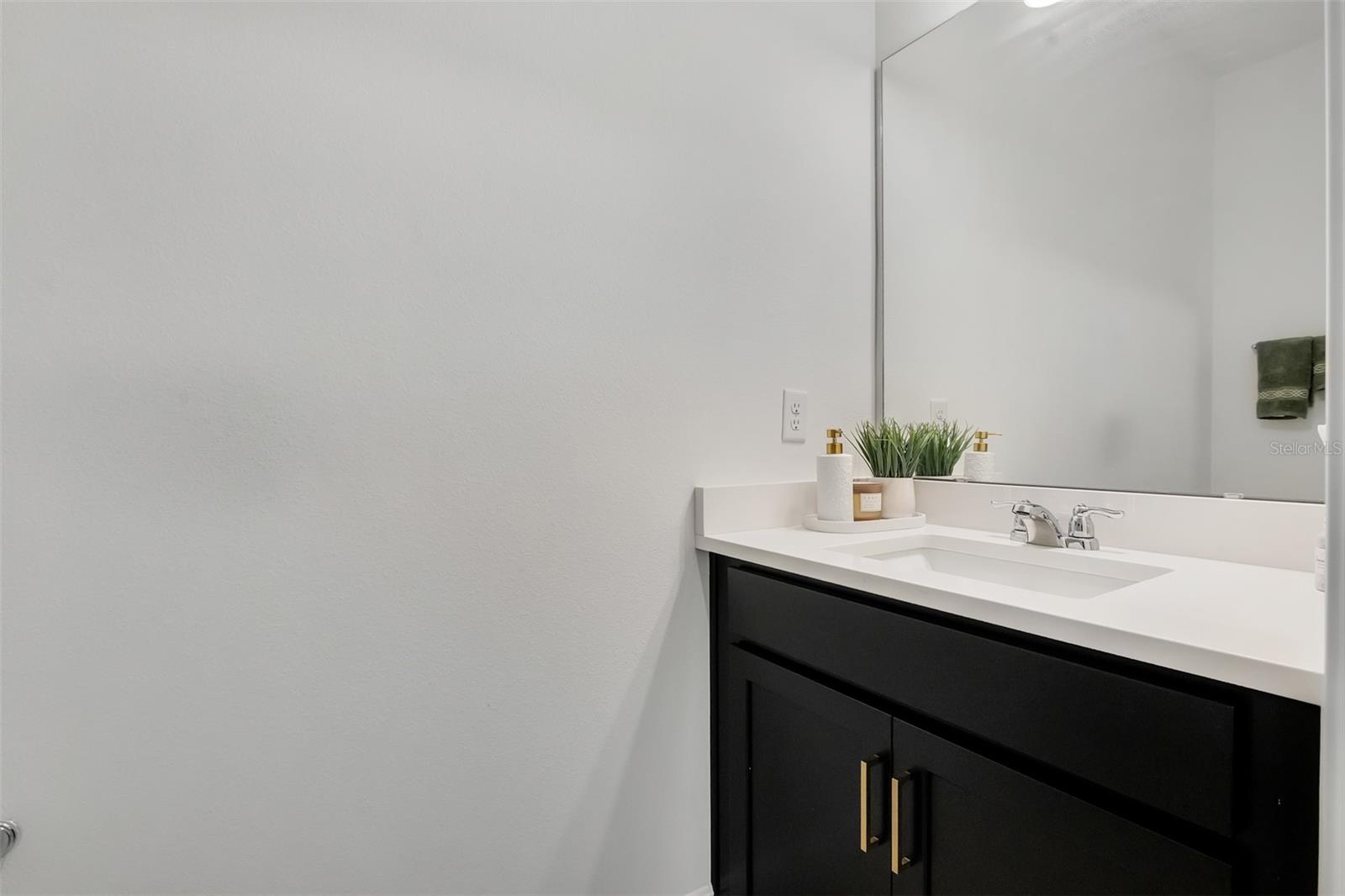 Image 27 of 39 For 2100 Keystone Pass Boulevard