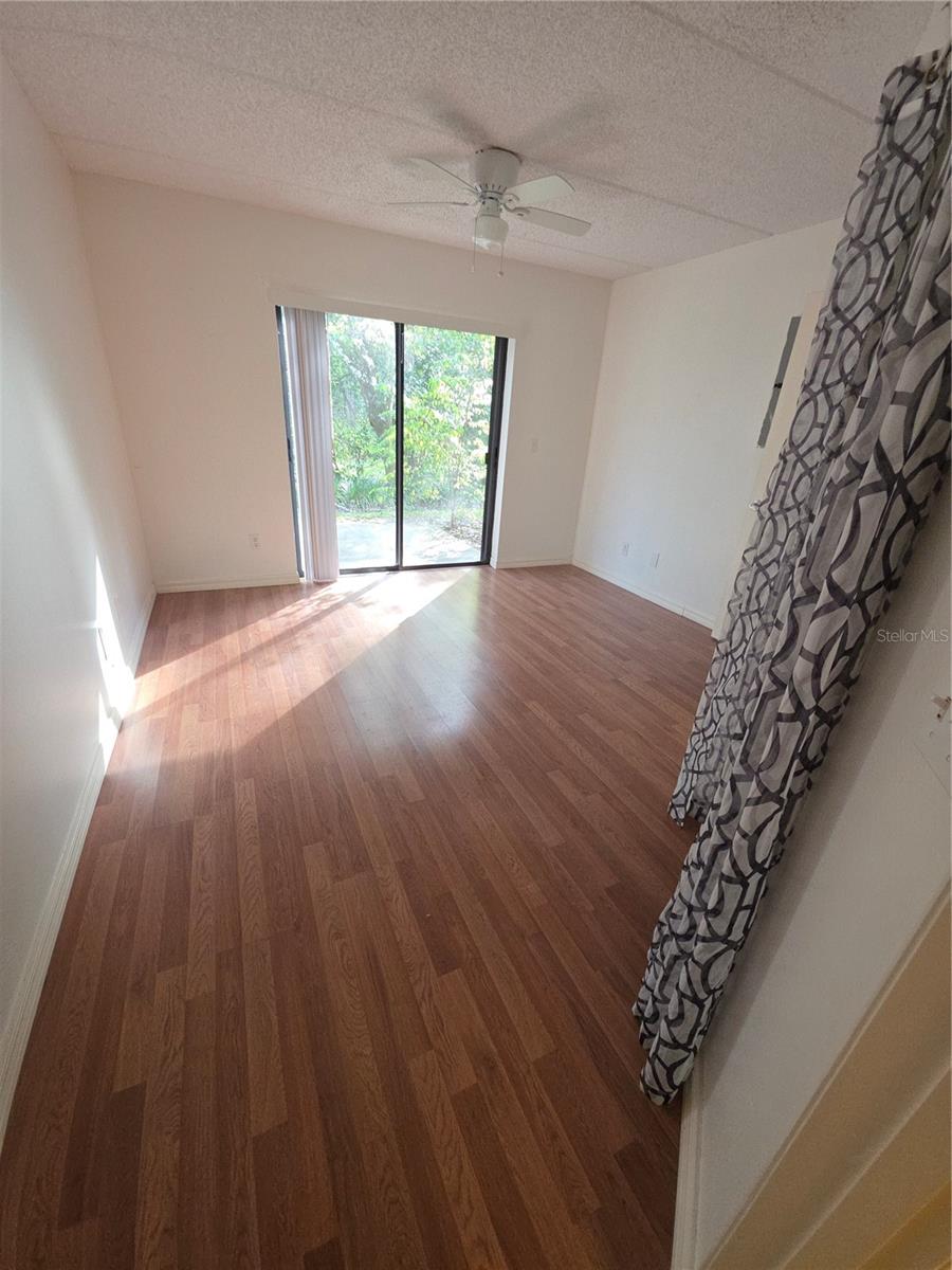 Image 21 of 68 For 1601 Big Tree Rd  901