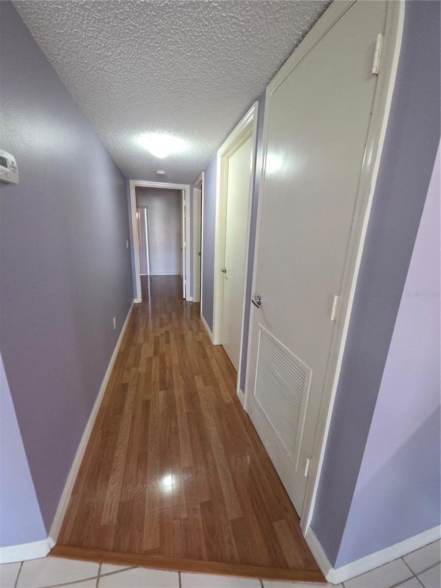 Image 28 of 68 For 1601 Big Tree Rd  901