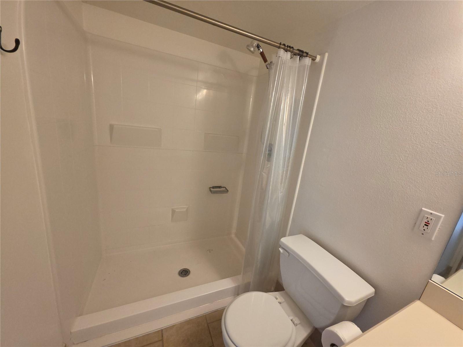 Image 30 of 68 For 1601 Big Tree Rd  901