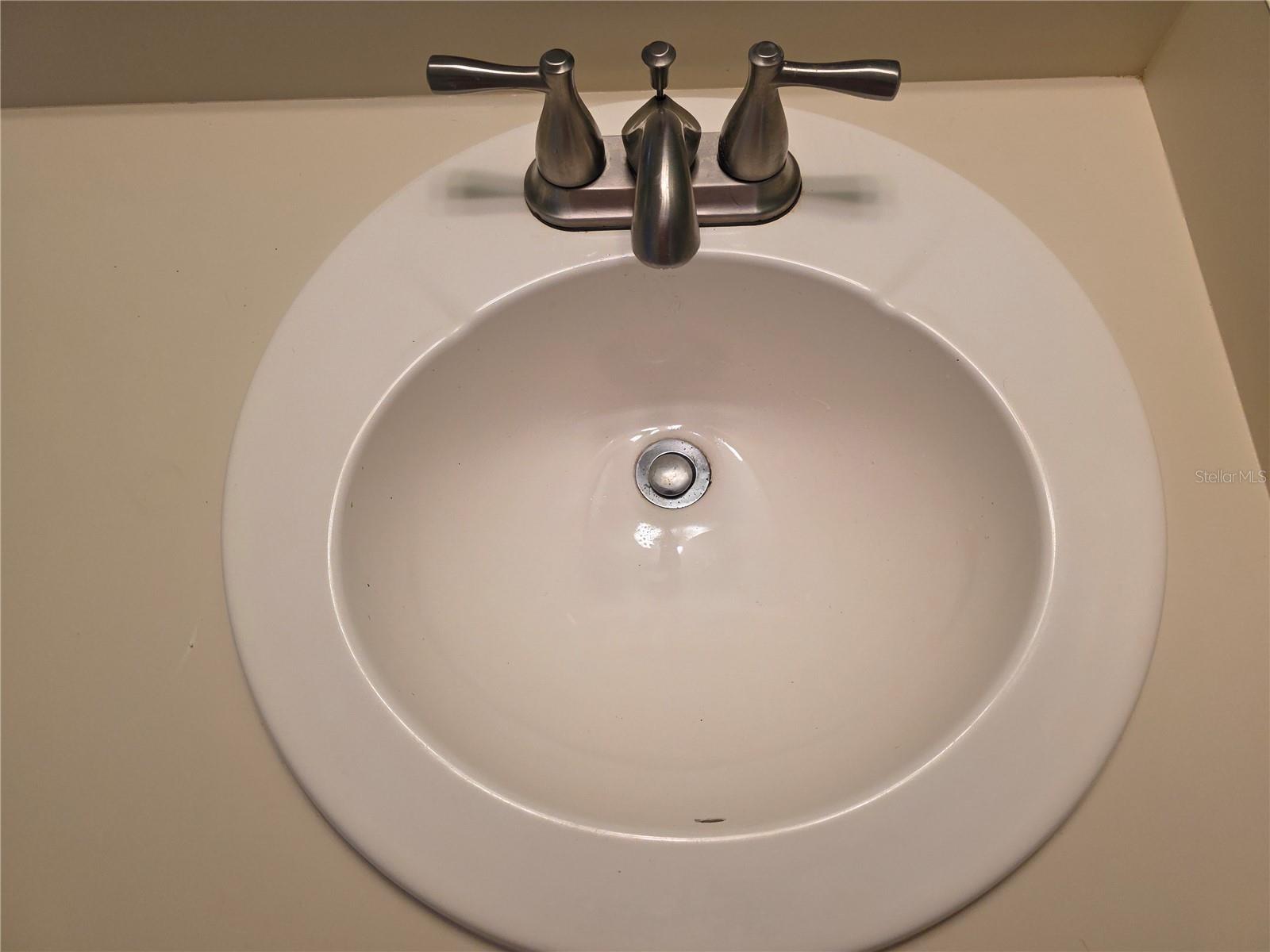 Image 31 of 68 For 1601 Big Tree Rd  901