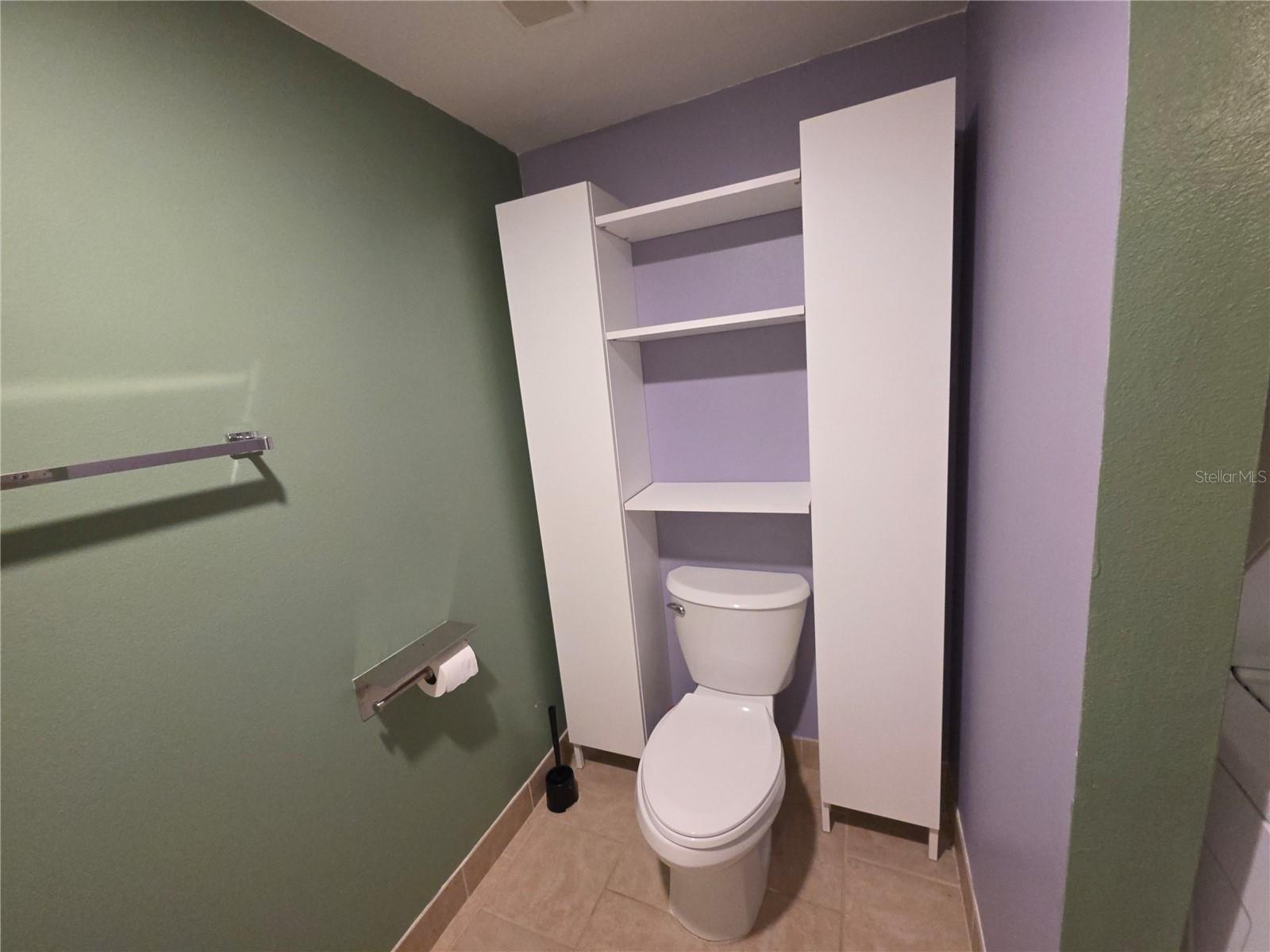 Image 36 of 68 For 1601 Big Tree Rd  901