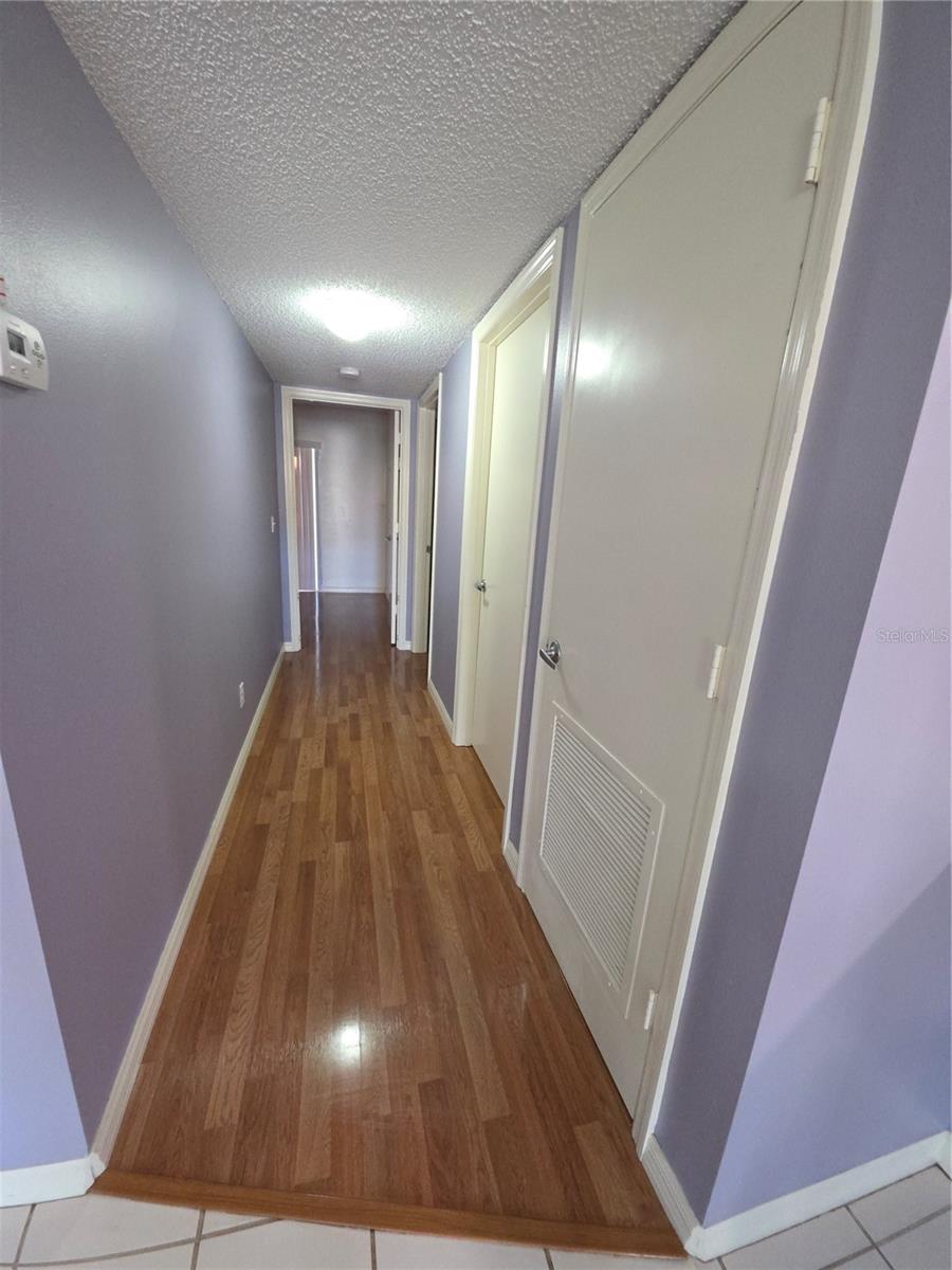 Image 46 of 68 For 1601 Big Tree Rd  901