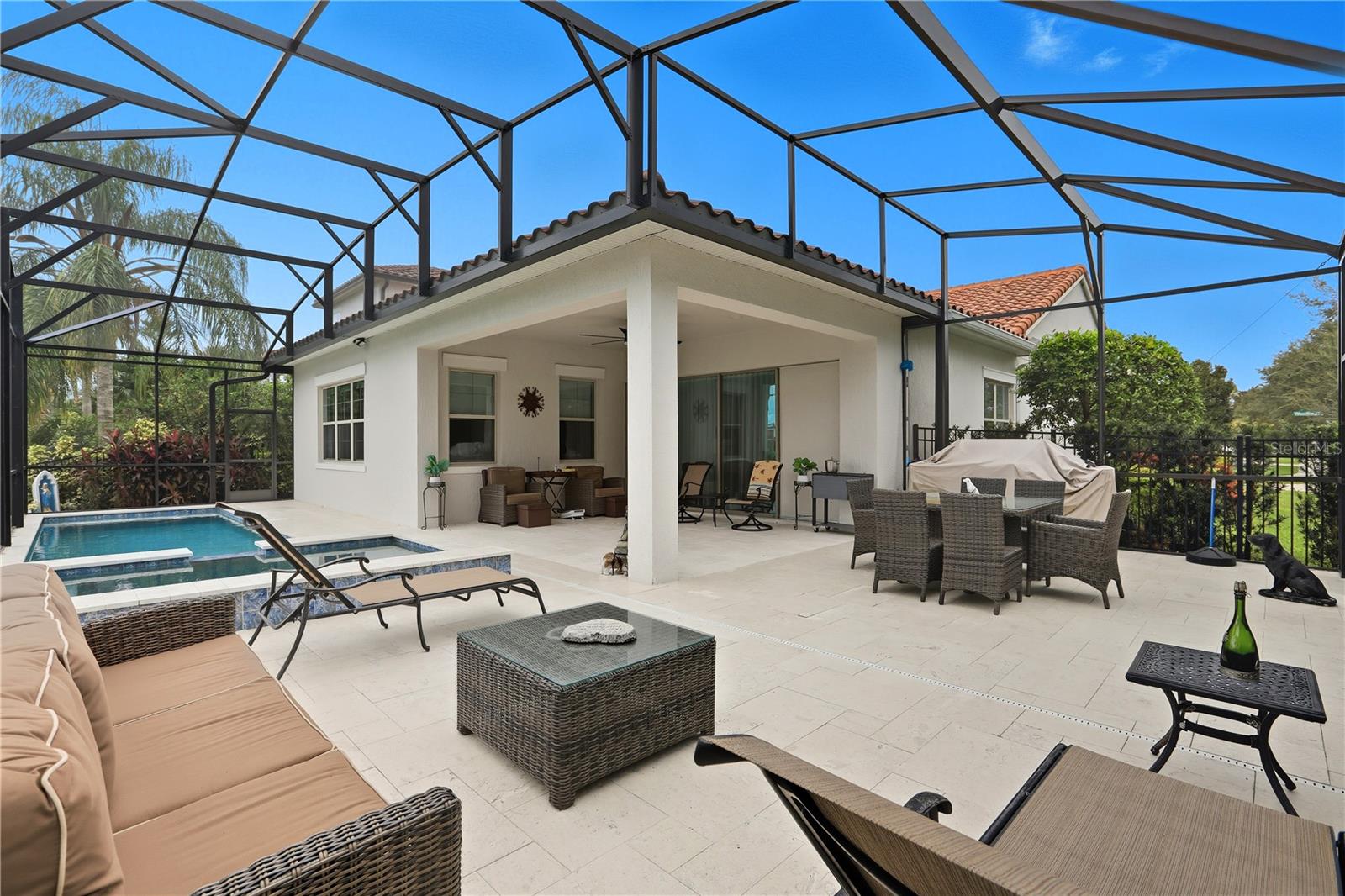 Image 28 of 51 For 13001 Woodford Street