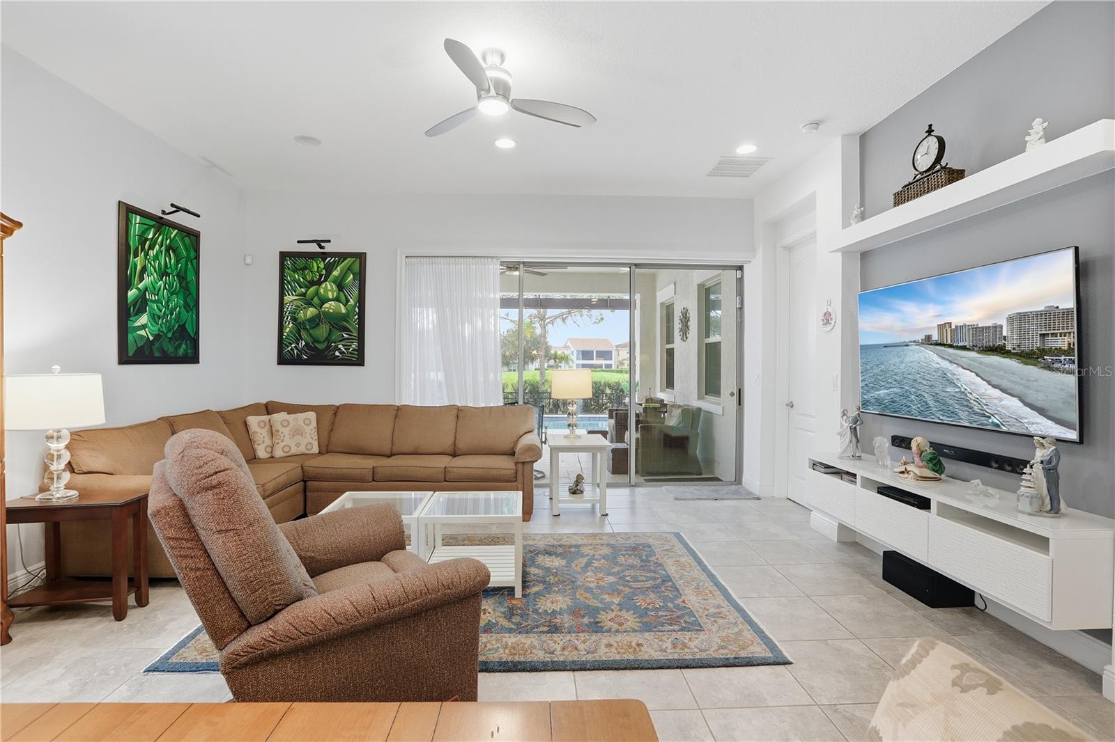 Image 9 of 51 For 13001 Woodford Street