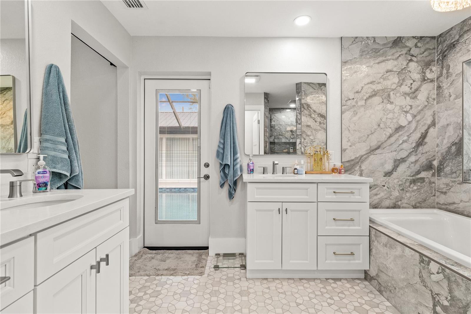 Image 28 of 70 For 37218 Bailey Hill Road