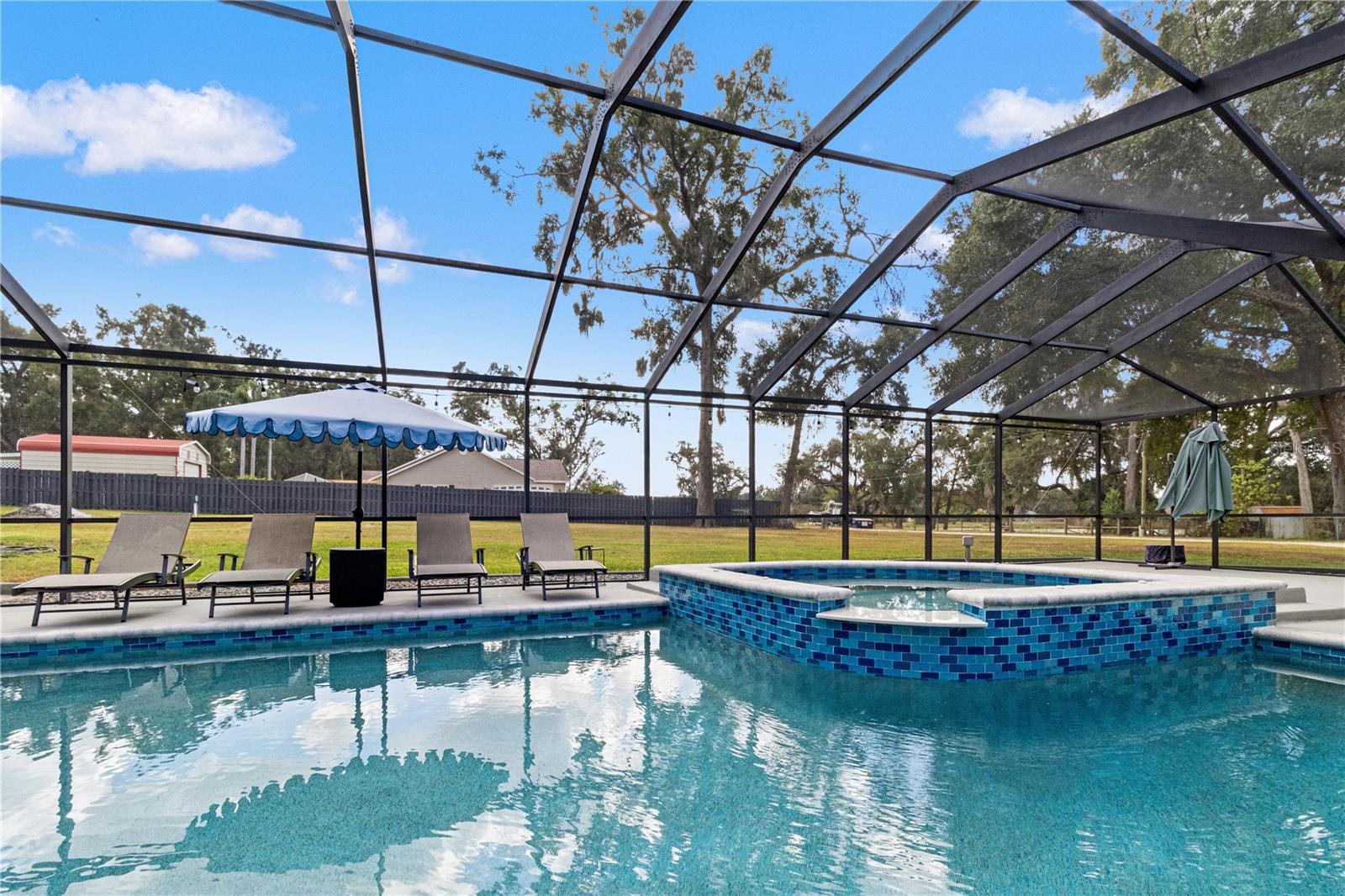 Image 37 of 70 For 37218 Bailey Hill Road