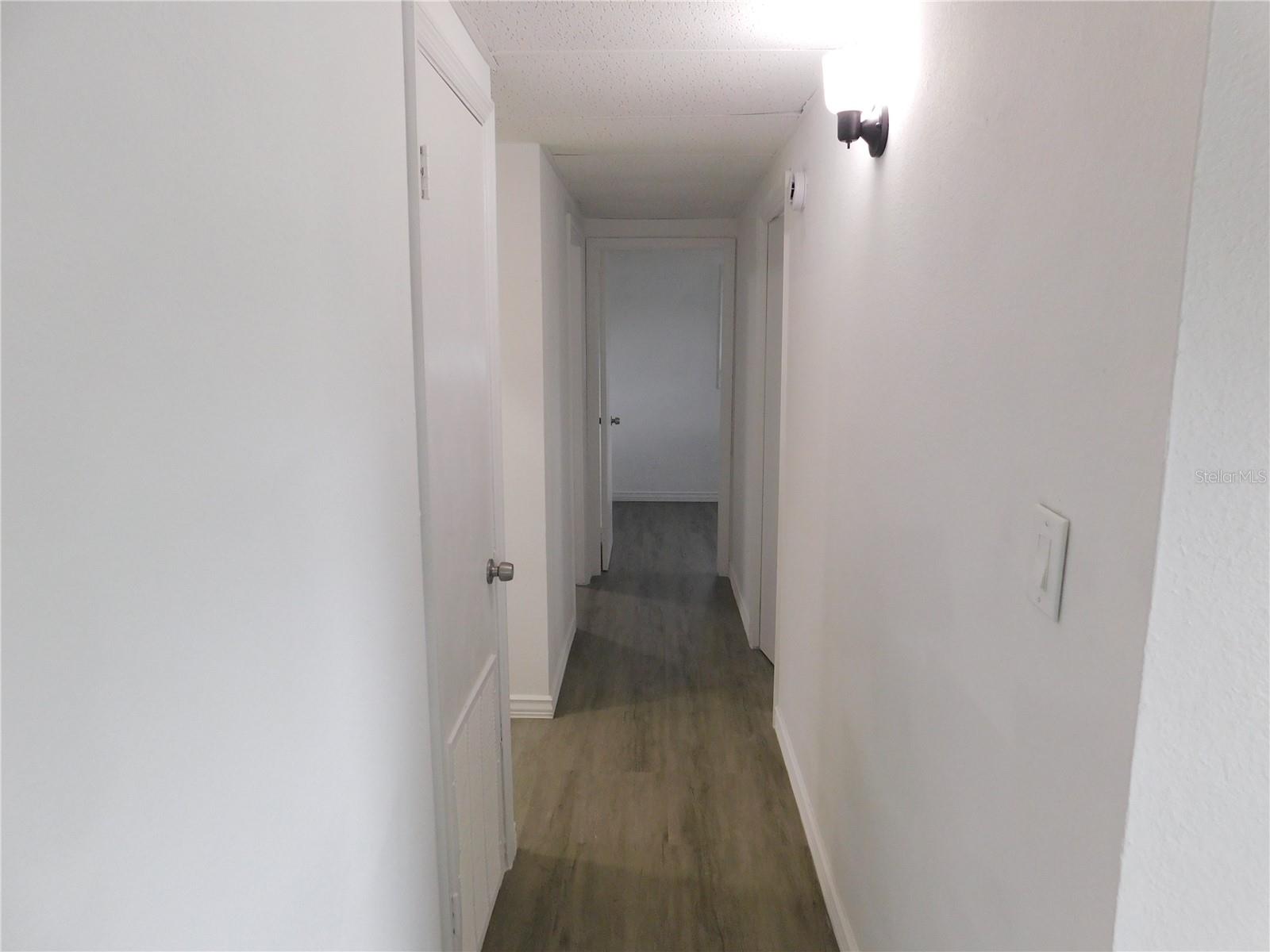 Listing photo id 15 for 2015 Wishing Well Way