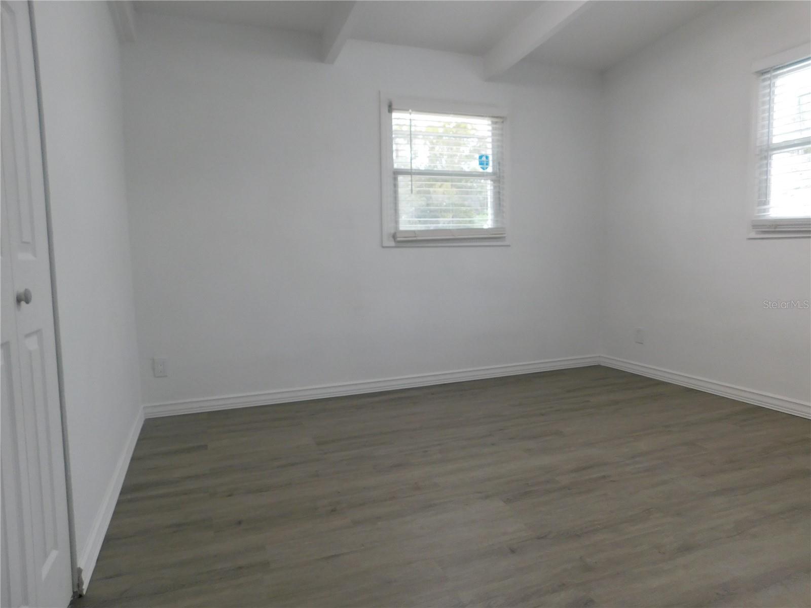 Listing photo id 16 for 2015 Wishing Well Way