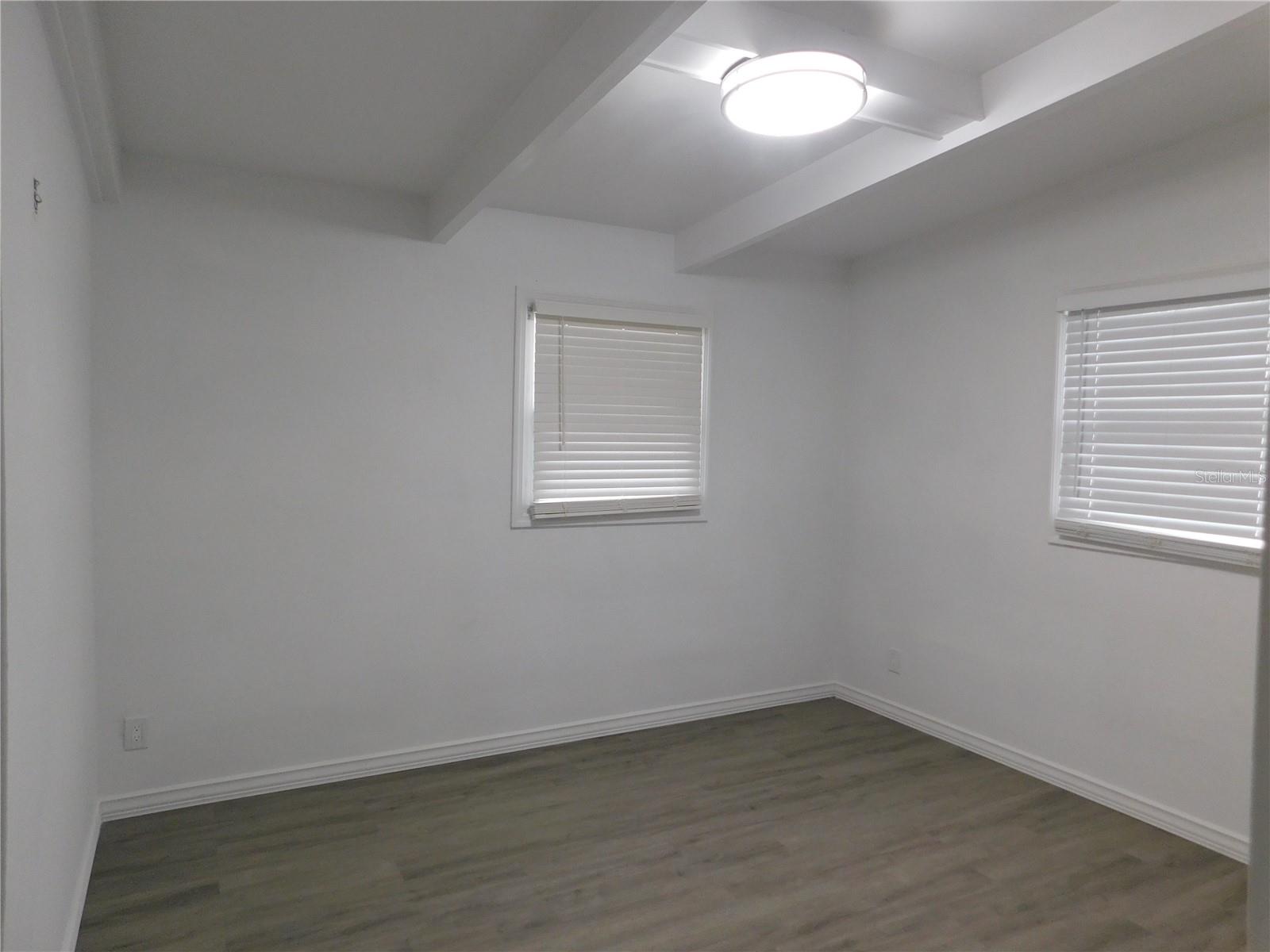 Listing photo id 18 for 2015 Wishing Well Way