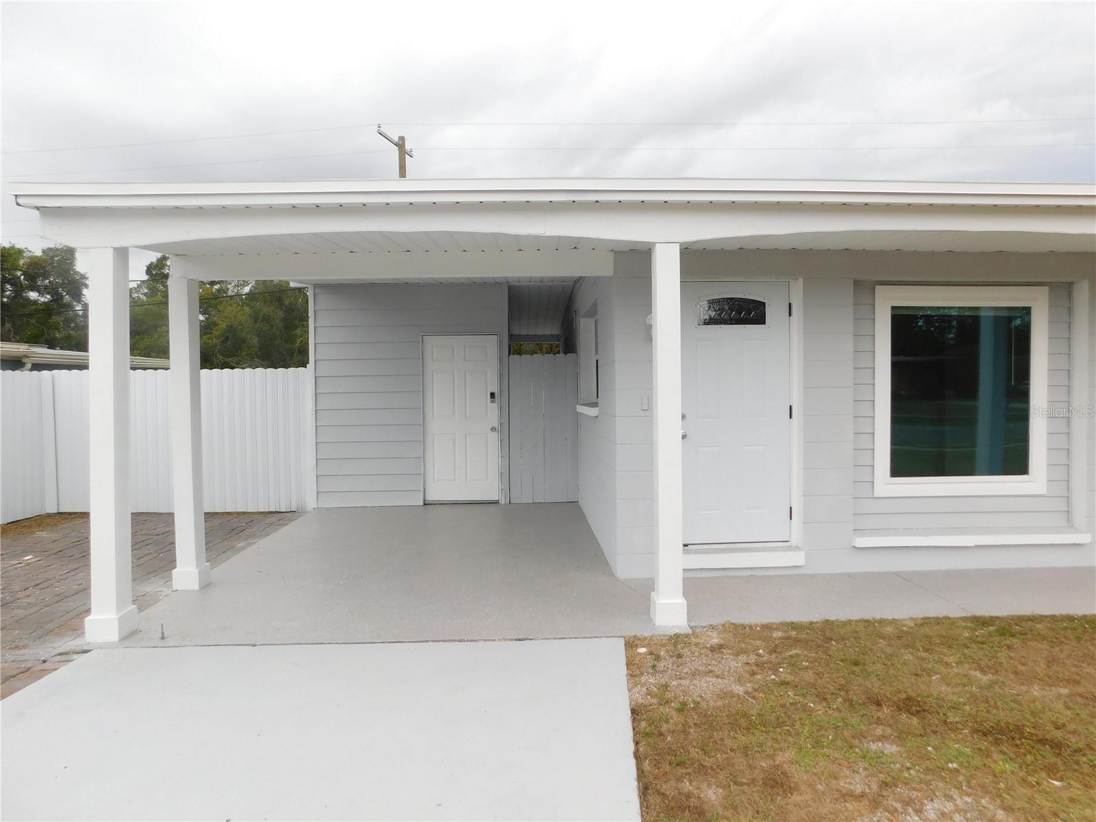 Listing photo id 2 for 2015 Wishing Well Way