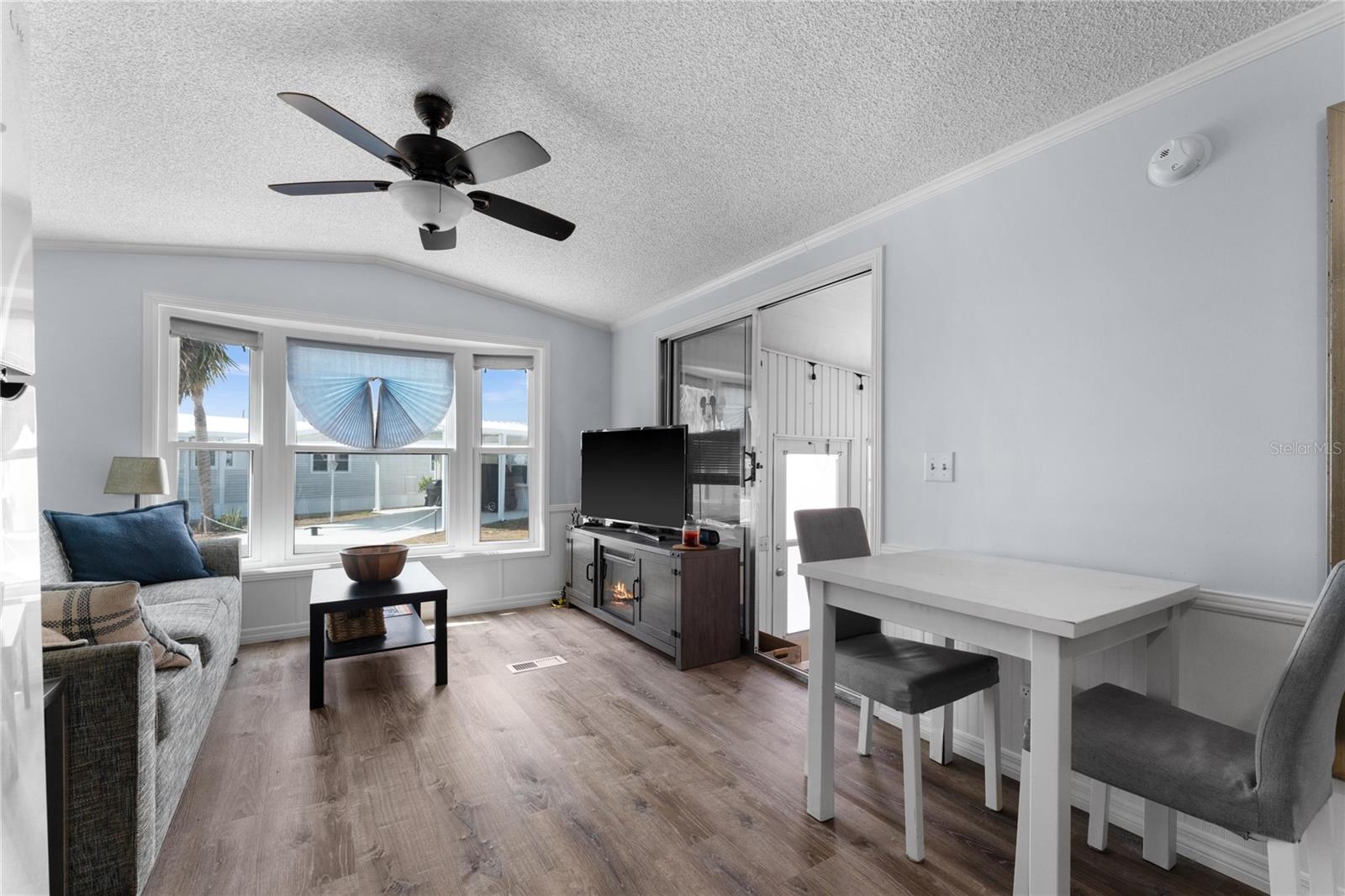 Image 6 of 28 For 9000 Us Highway 192  731